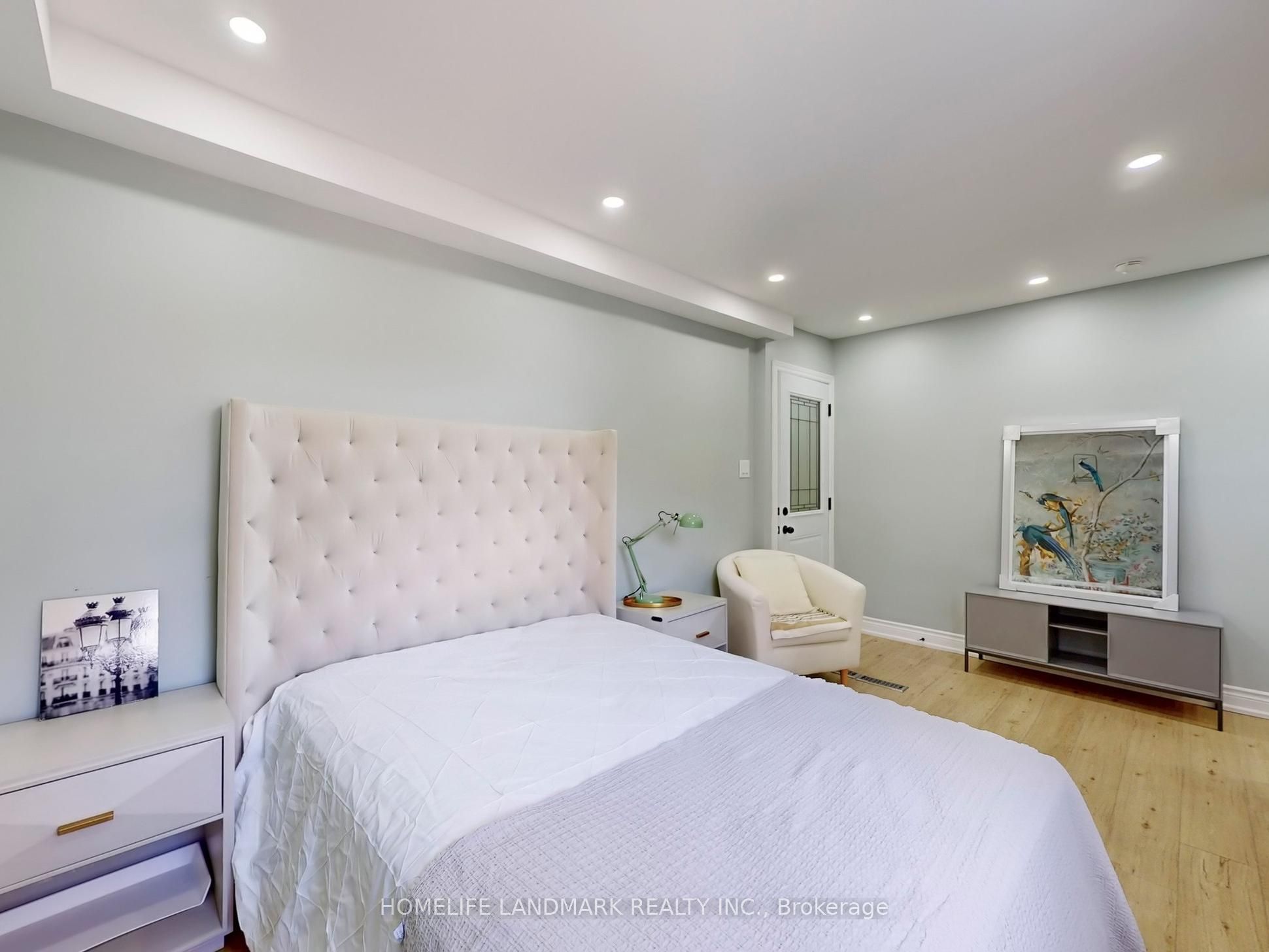 24 Kewbeach Avenue First Floor & Basement Property Photo 16