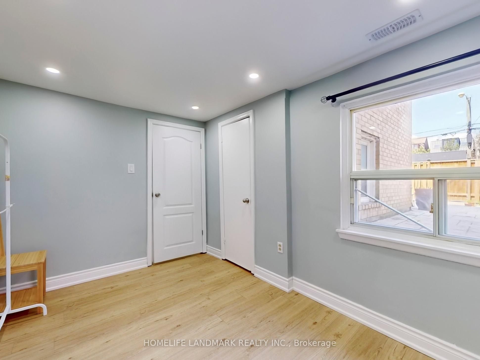 24 Kewbeach Avenue First Floor & Basement Property Photo 19