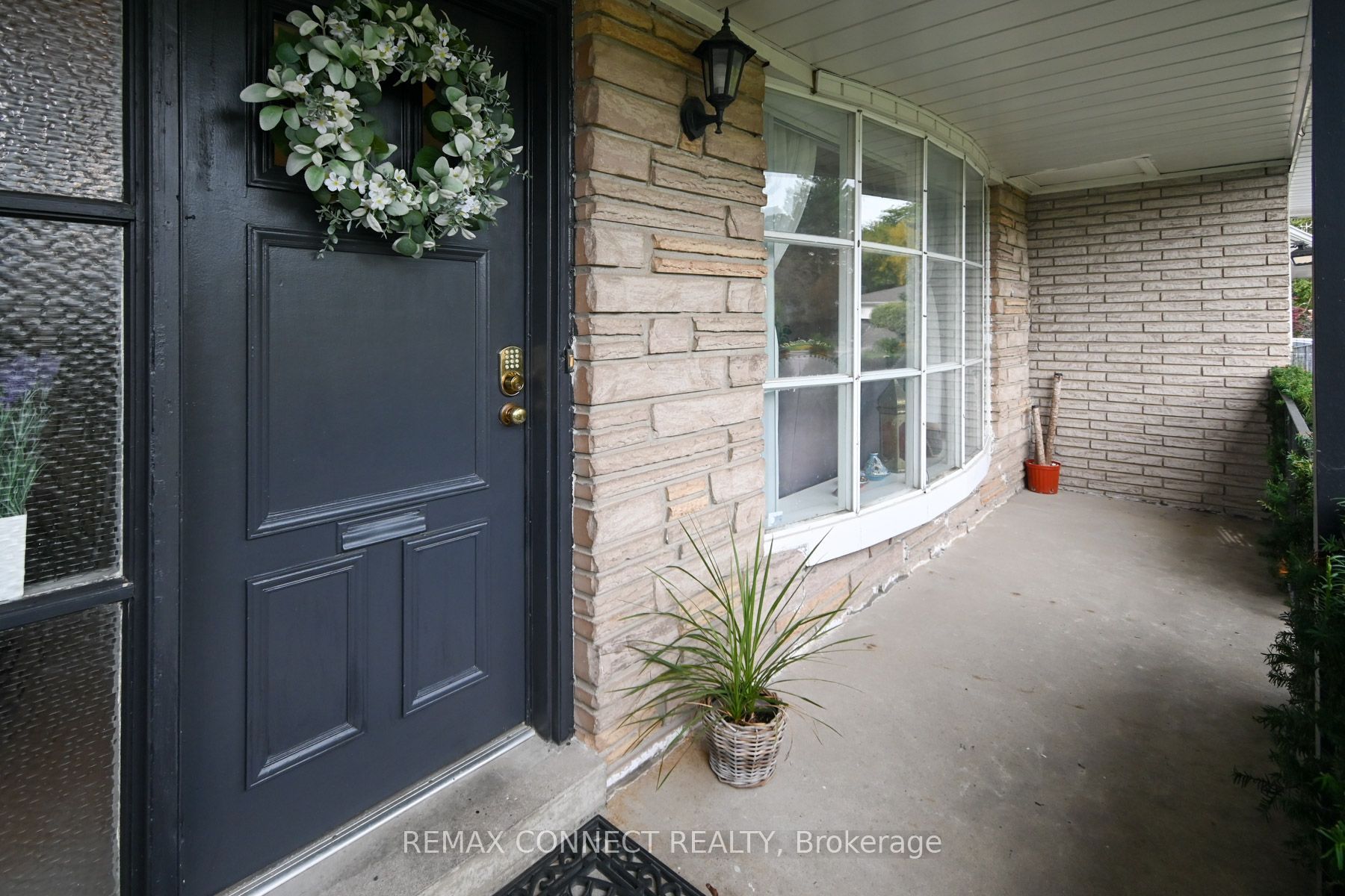 24 Lalton Place Property Photo 3