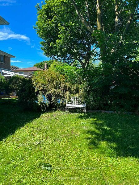 24 Lalton Place Property Photo 40