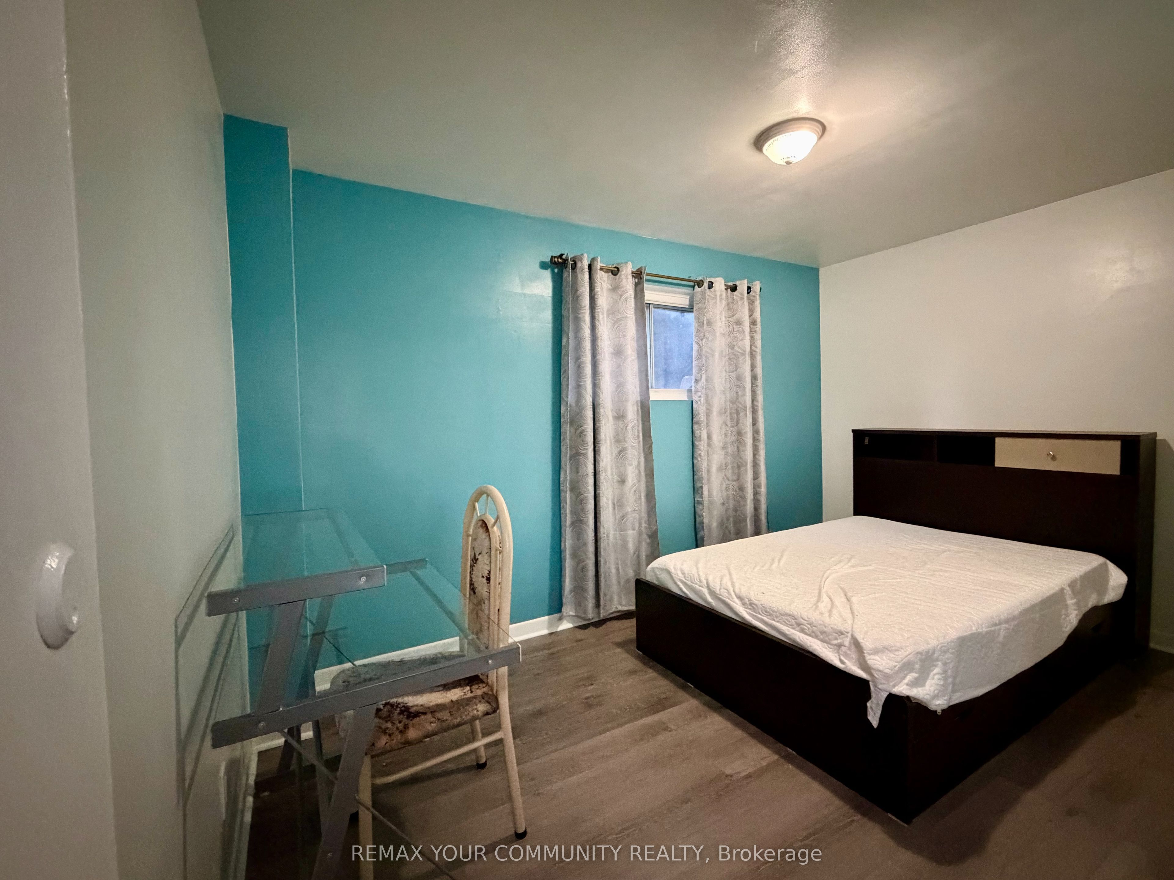 15 Hutcherson Square Property Photo 10