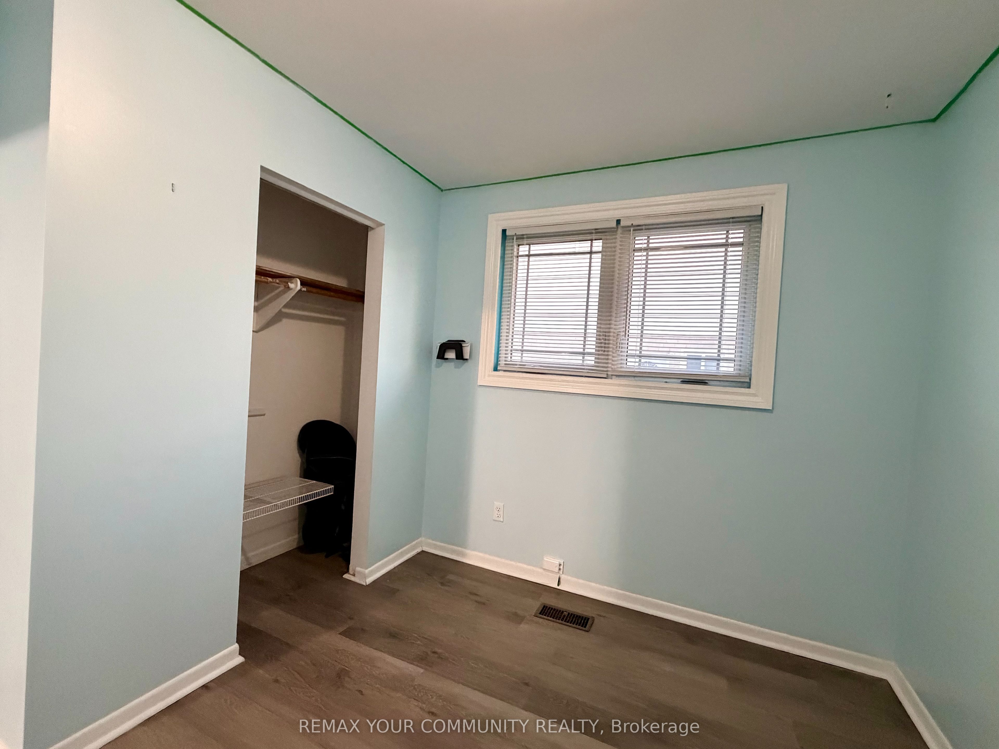 15 Hutcherson Square Property Photo 14