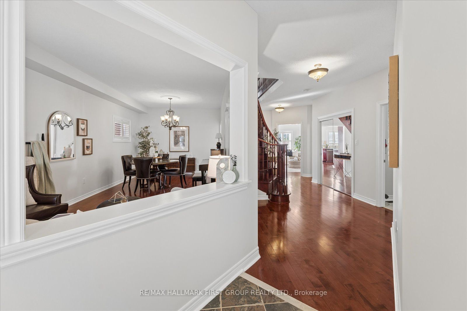 6 Winterton Way Property Photo 2