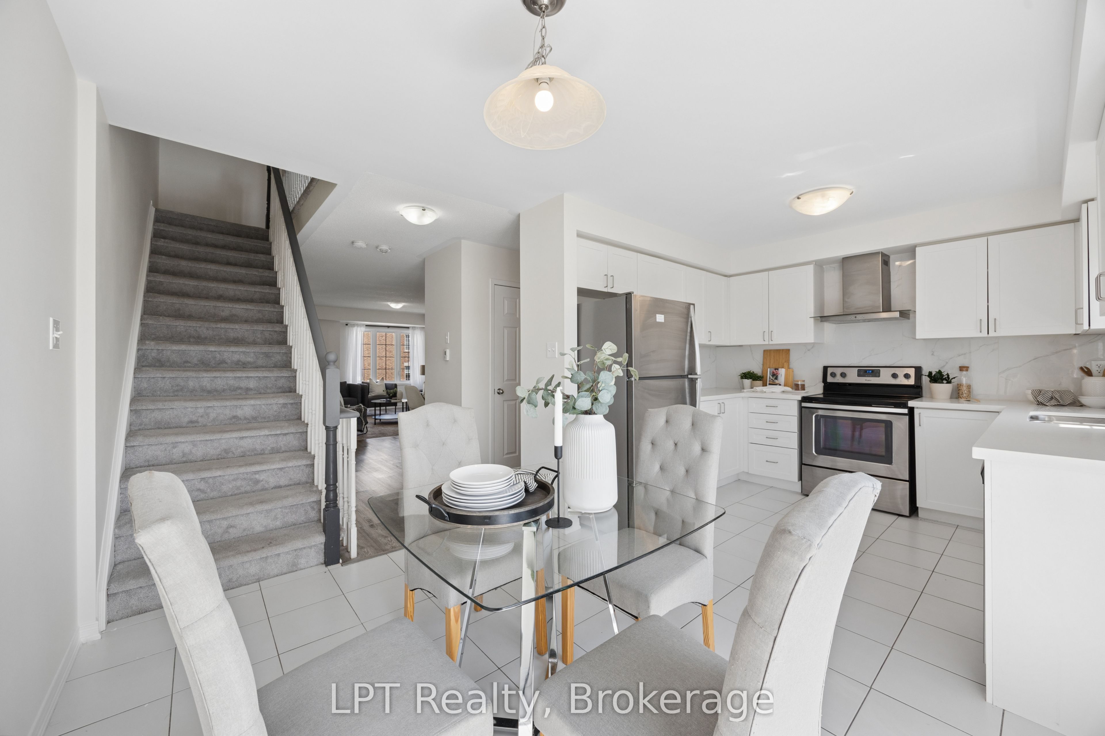 2488 Bromus Path Property Photo 14