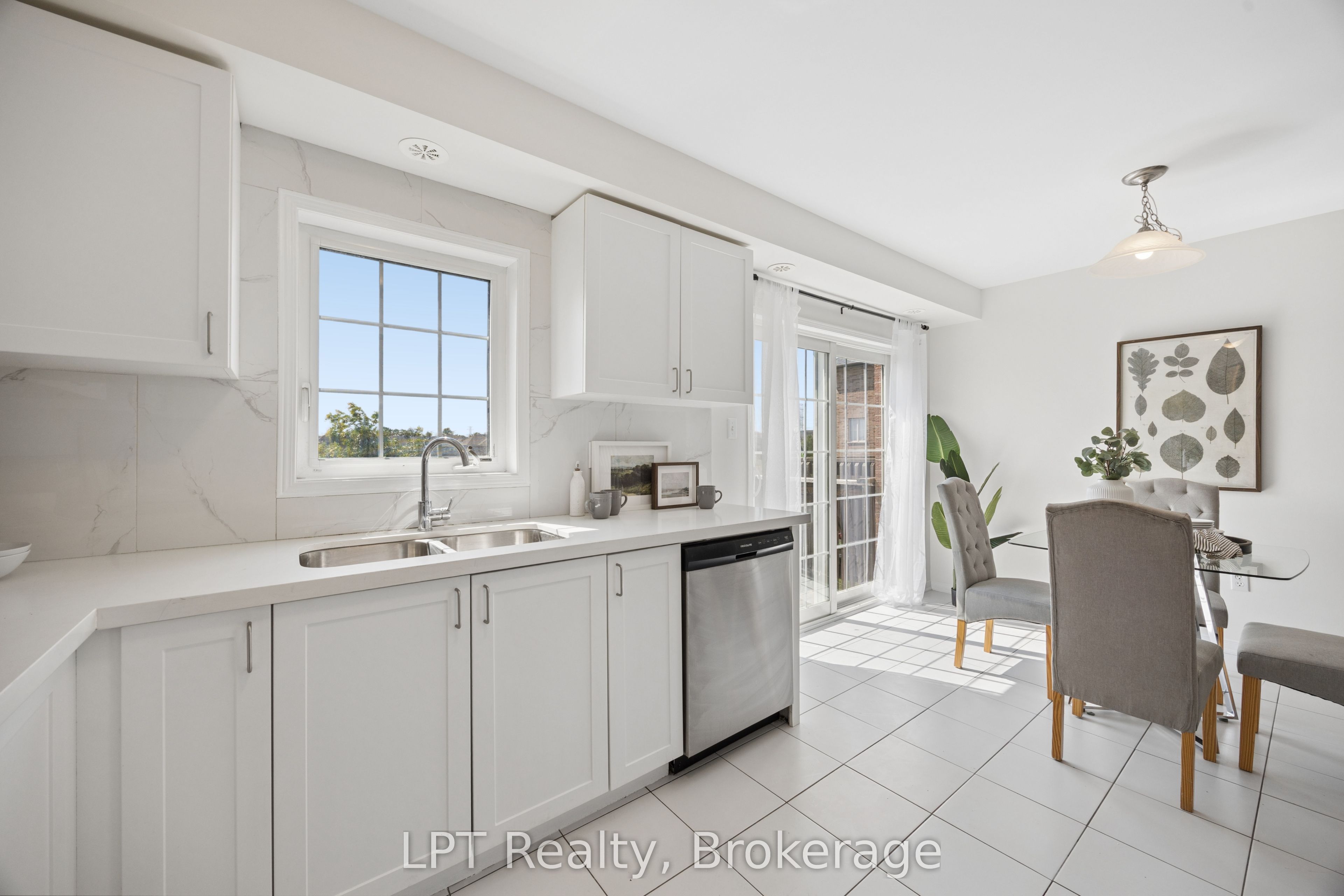 2488 Bromus Path Property Photo 18