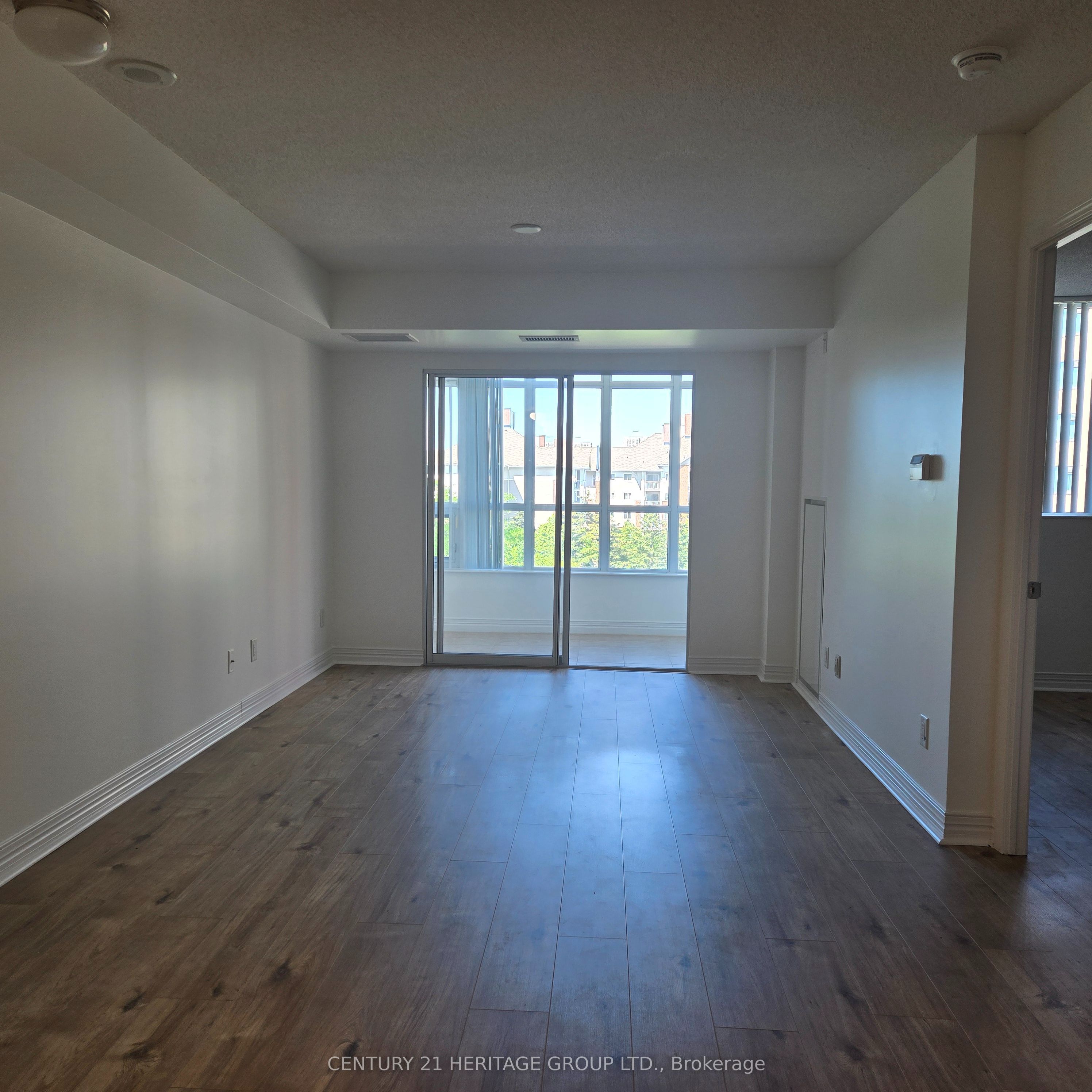 90 Scottfield Drive 319 Property Photo 9
