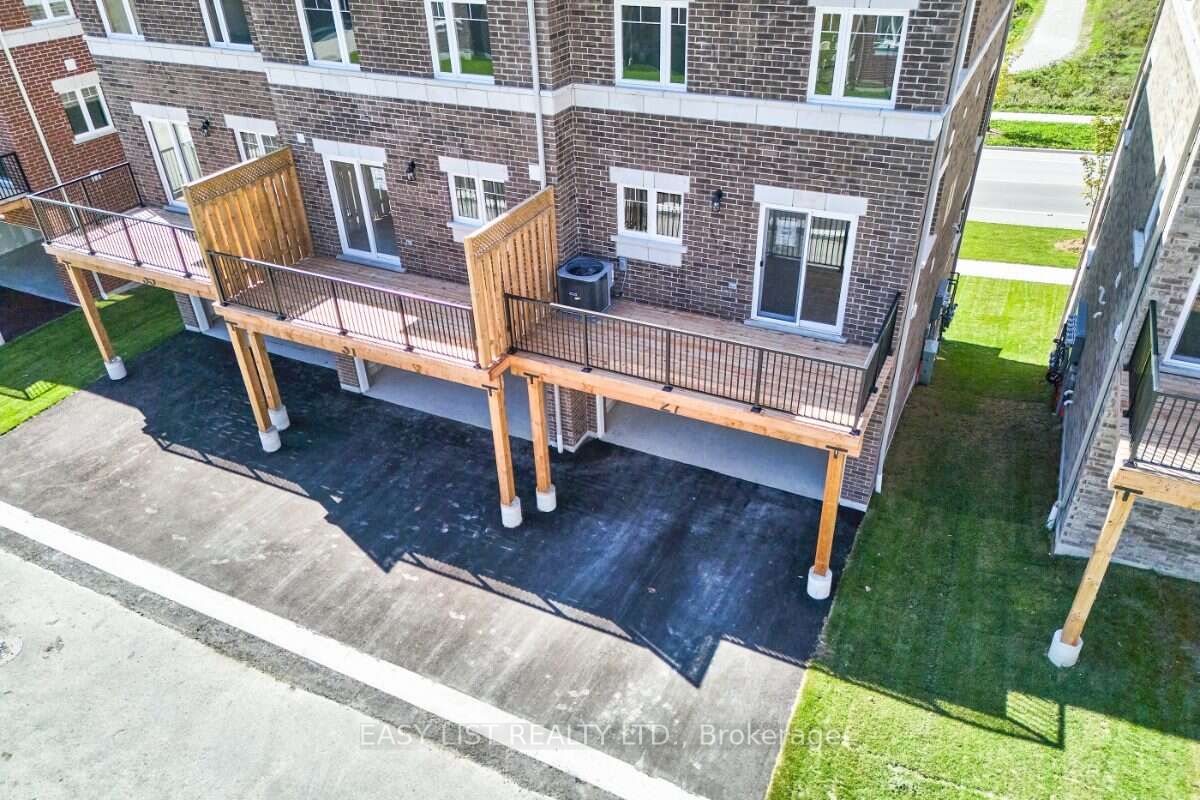 27 Addyman Crescent Property Photo 6