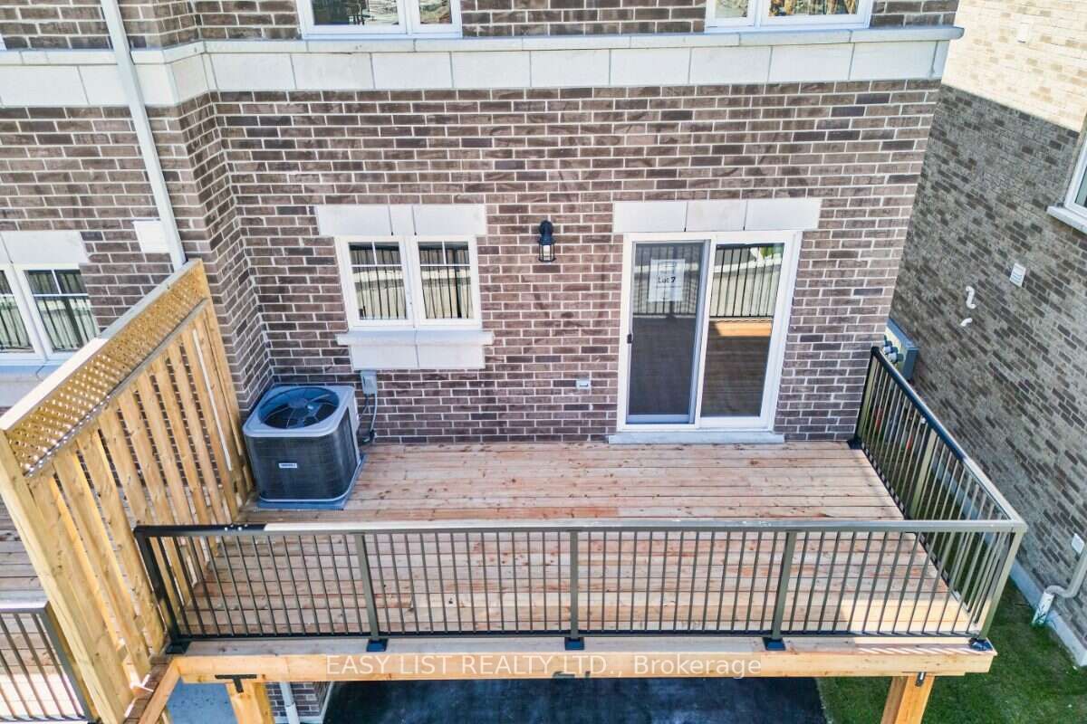 27 Addyman Crescent Property Photo 7