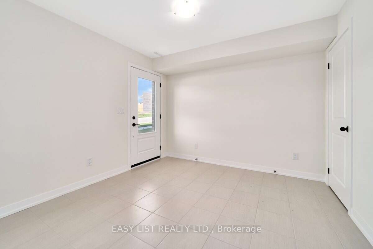 27 Addyman Crescent Property Photo 11
