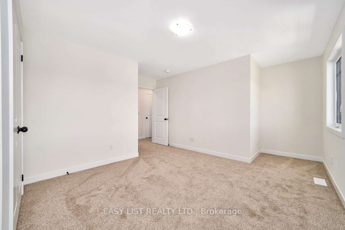 27 Addyman Crescent Property Photo 34