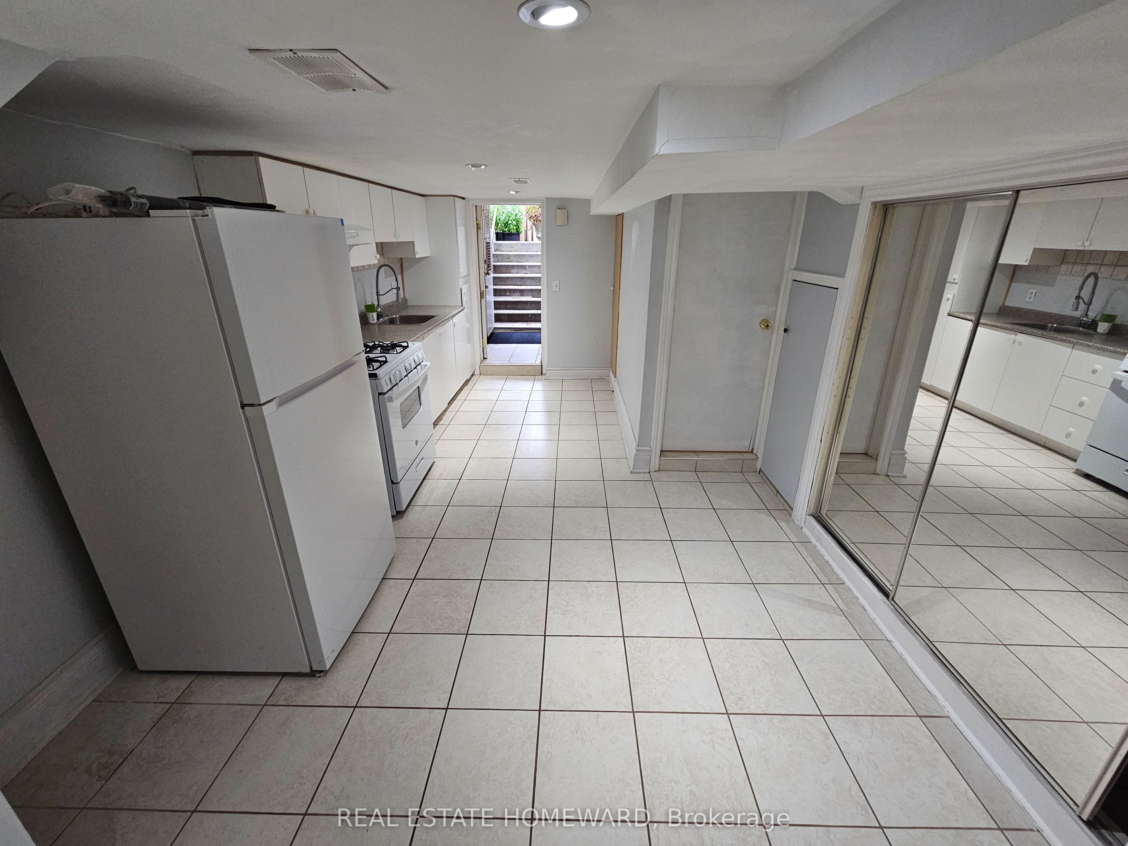 19 Keystone Avenue Lower Level Property Photo 1