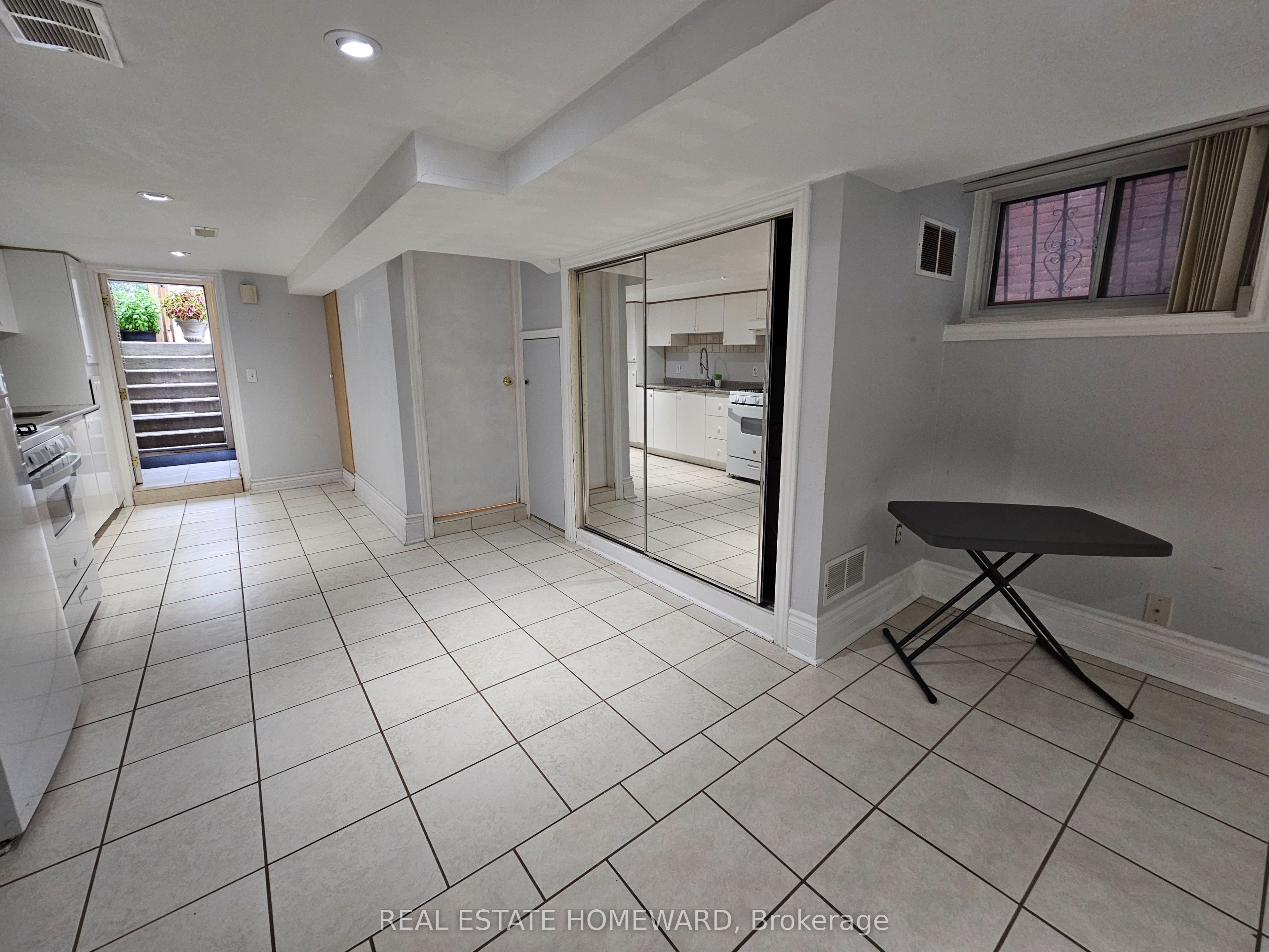 19 Keystone Avenue Lower Level Property Photo 11