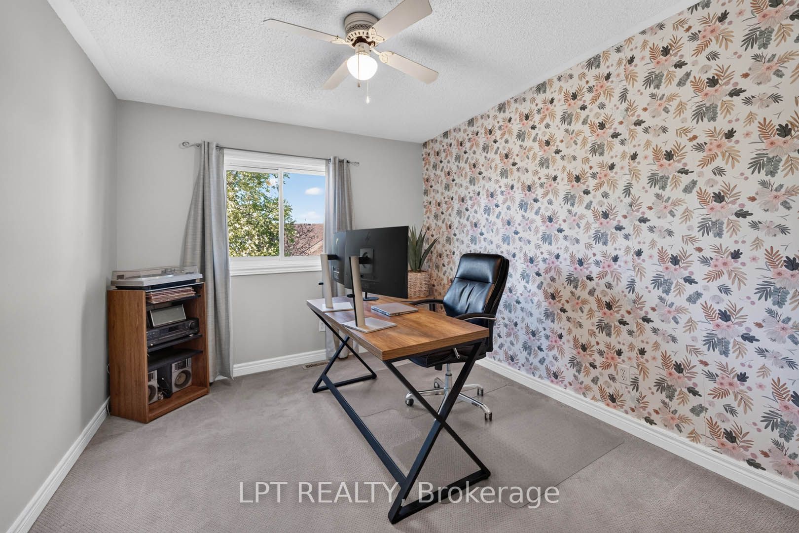 32 Primeau Avenue Property Photo 27