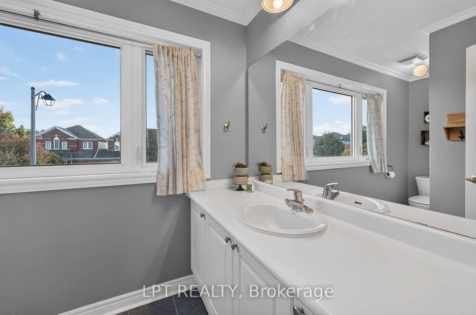 32 Primeau Avenue Property Photo 29