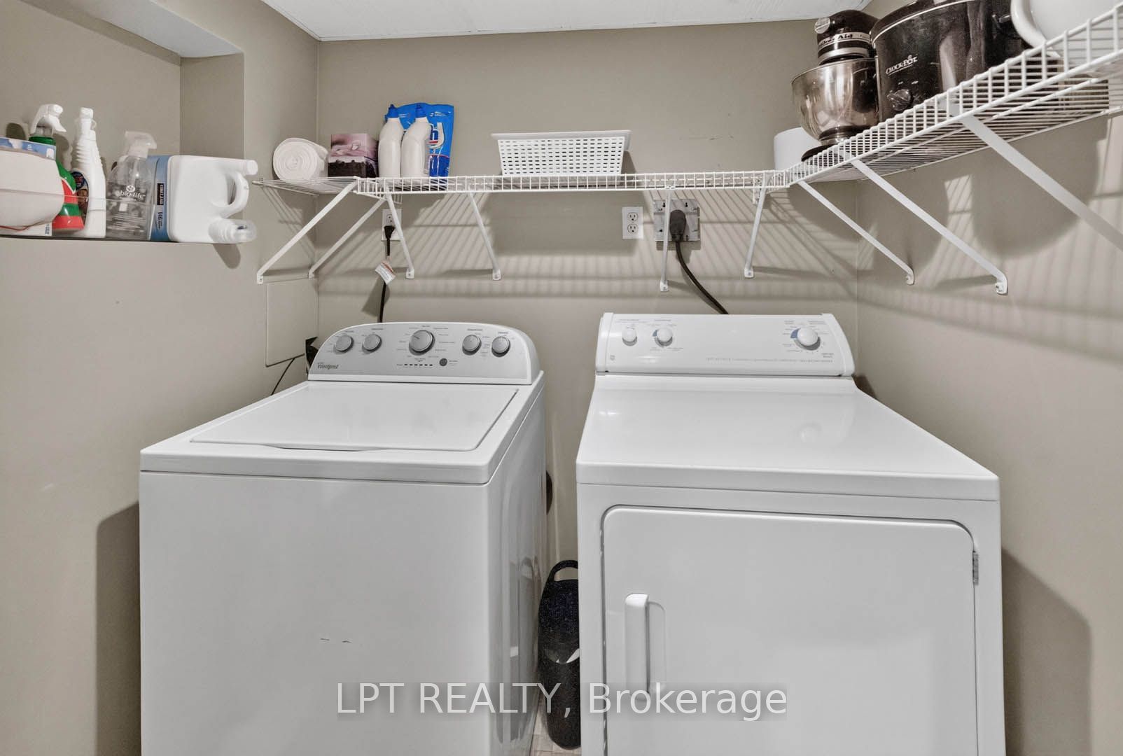 32 Primeau Avenue Property Photo 36