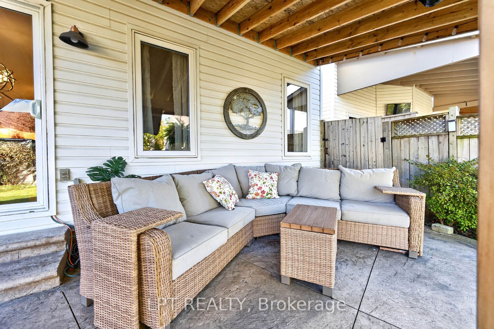 32 Primeau Avenue Property Photo 38