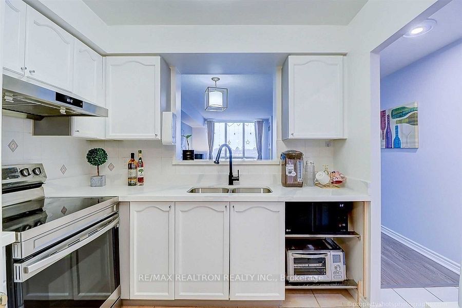2627 Mccowan Road 808 Property Photo 5