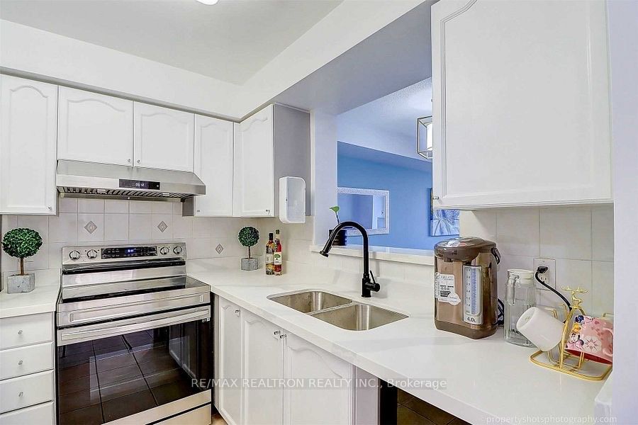 2627 Mccowan Road 808 Property Photo 12