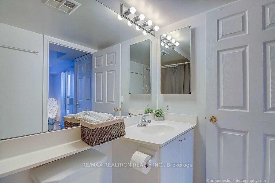 2627 Mccowan Road 808 Property Photo 20