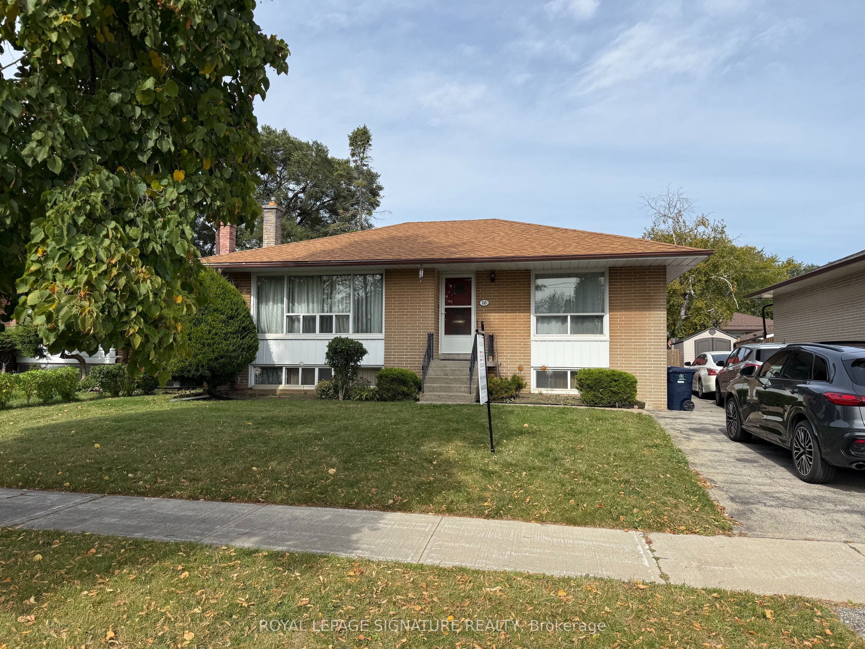 16 Hoshlega Drive Property Photo 1