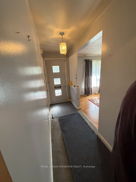 16 Hoshlega Drive Property Photo 2