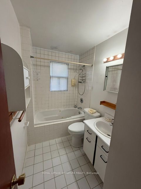 16 Hoshlega Drive Property Photo 9