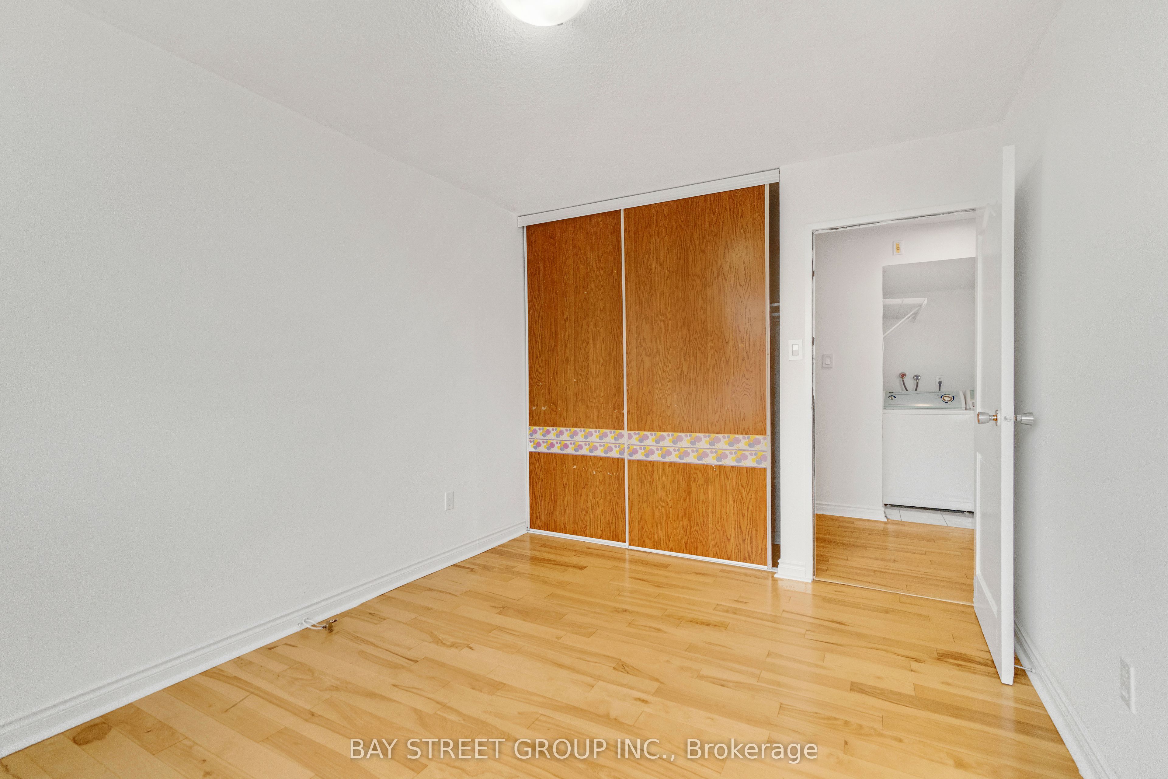 10 Stonehill Court 1207 Property Photo 25