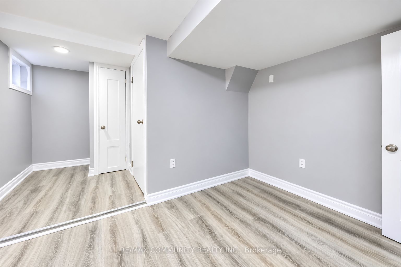 507 Brock Street S Bsmt Property Photo 7