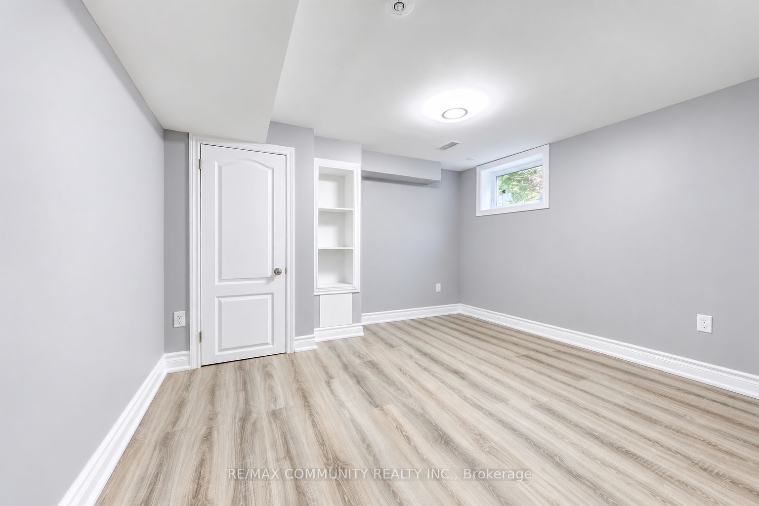 507 Brock Street S Bsmt Property Photo 10