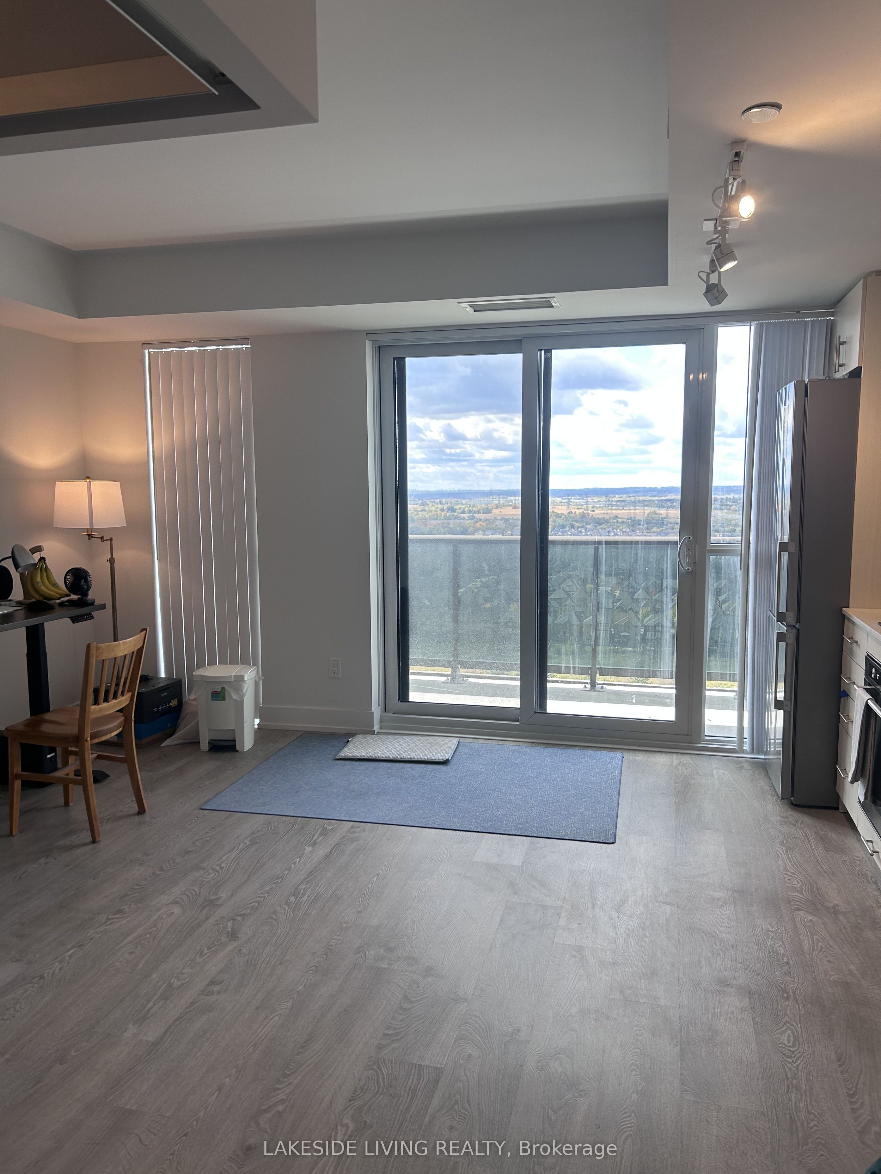 2550 Simcoe Street N 2201 Property Photo 9