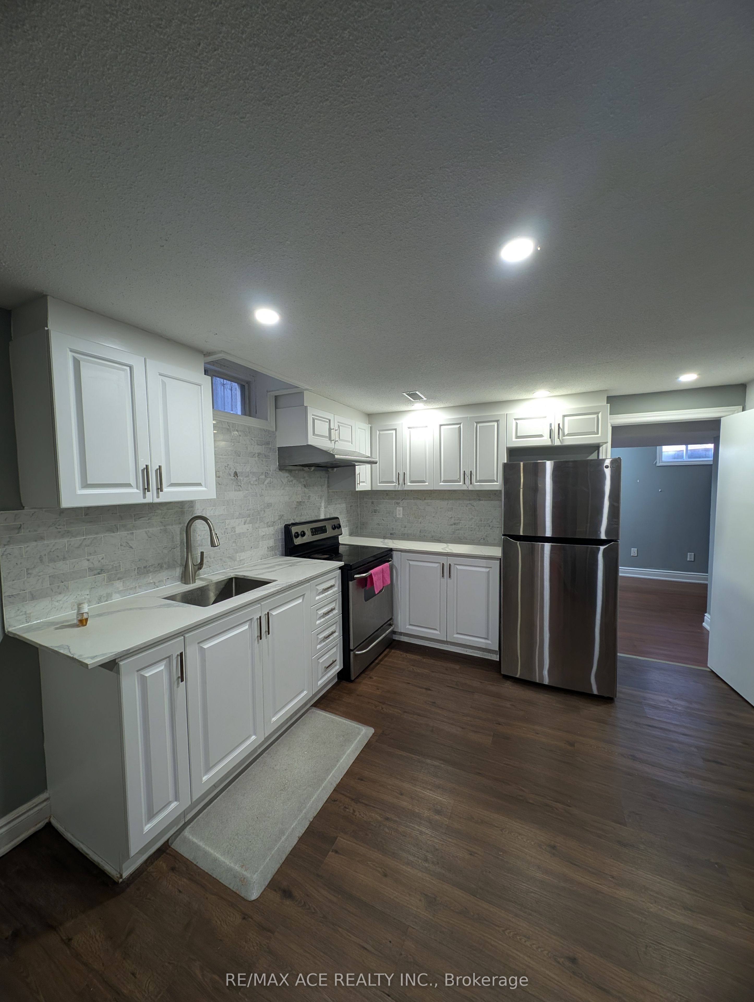 10 May Apple Terrace Property Photo 4