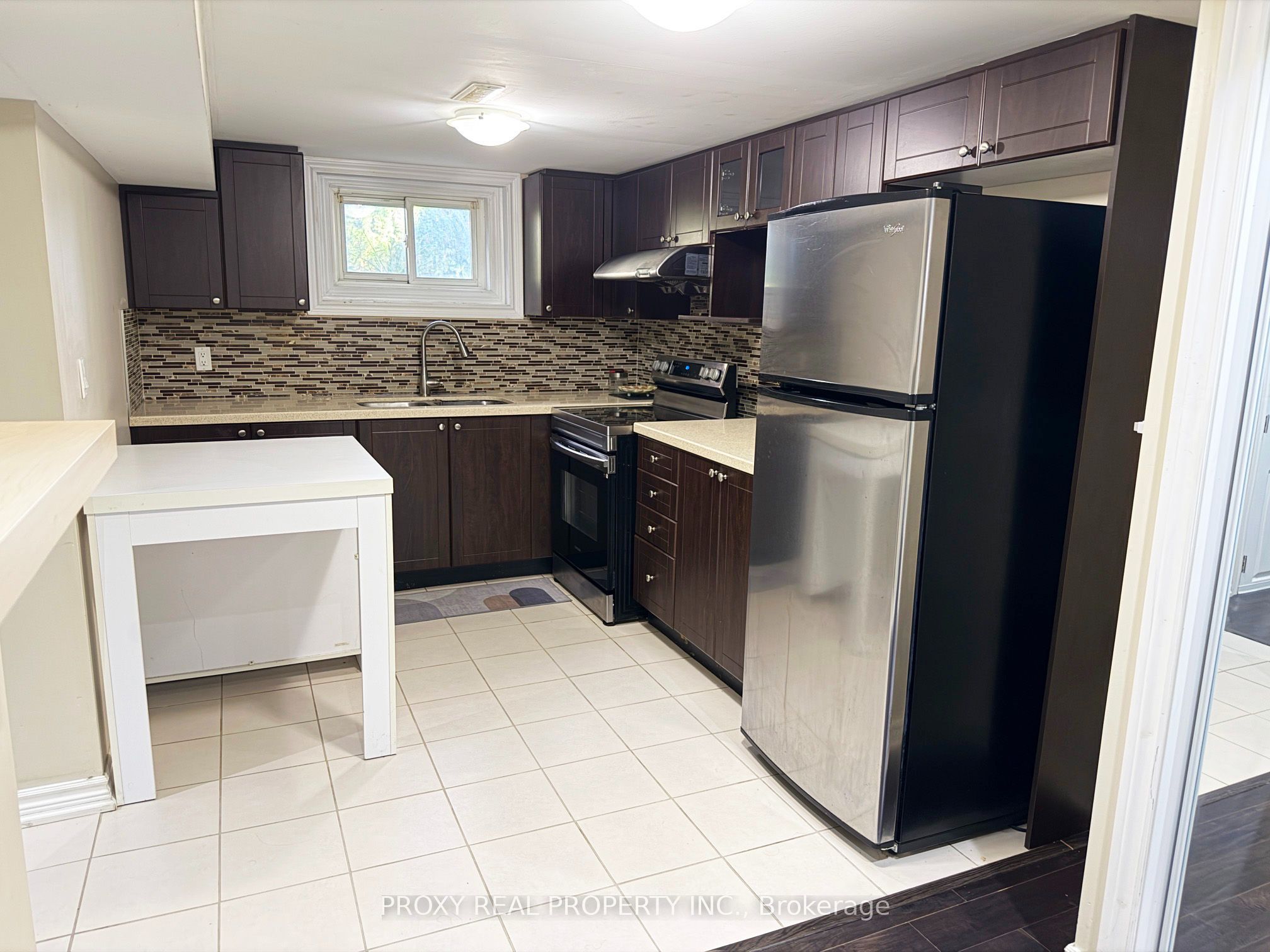 15 Suraty (basement) Avenue Property Photo 5