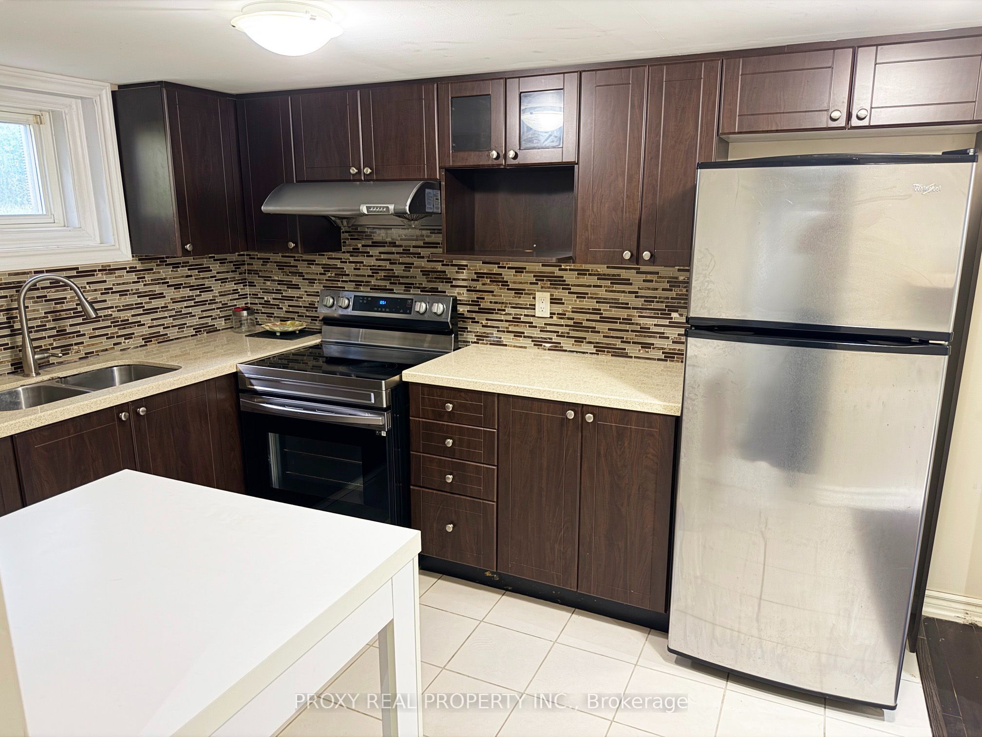 15 Suraty (basement) Avenue Property Photo 6