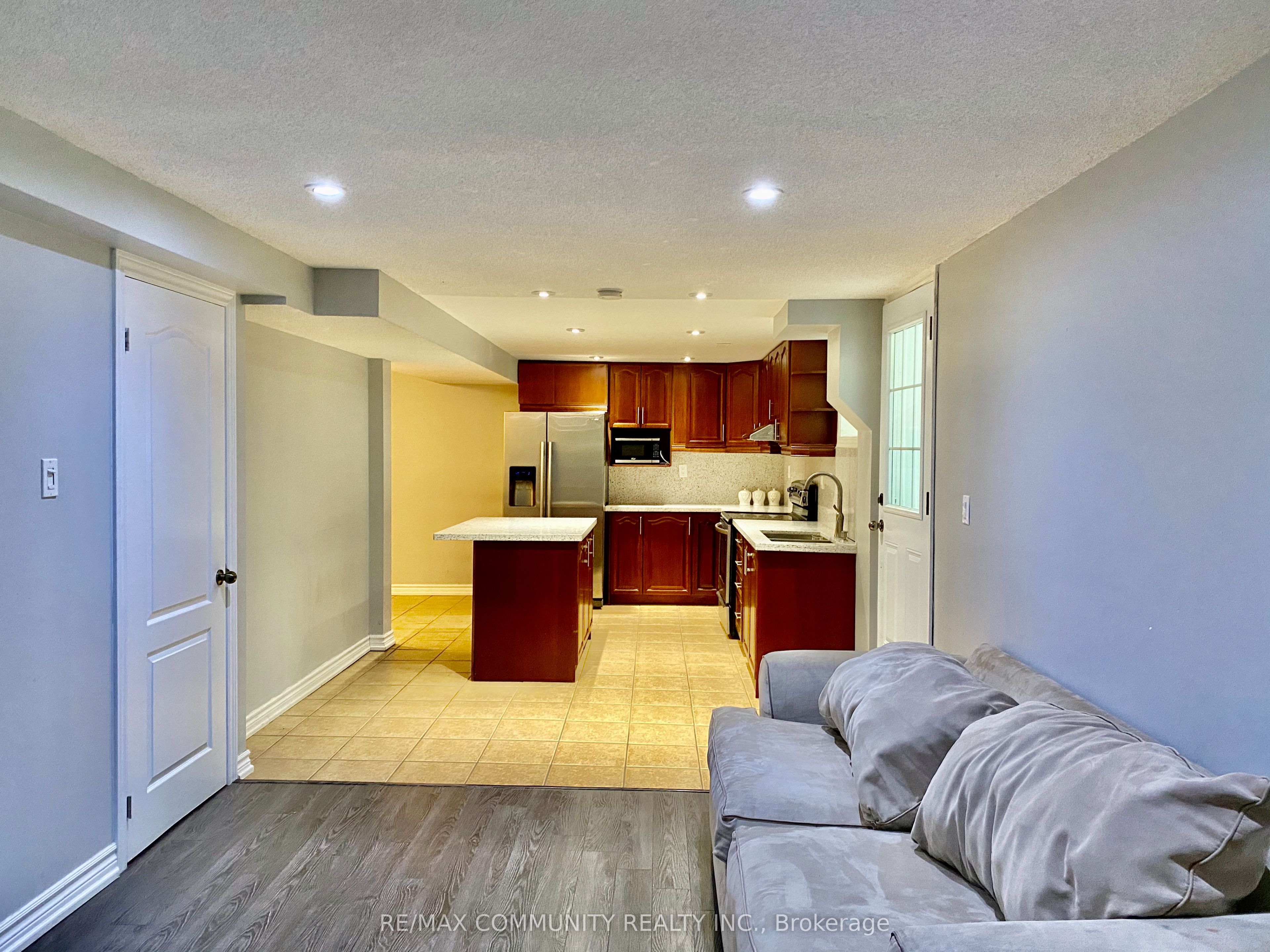 110 Orleans Drive Bsmt Property Photo 10