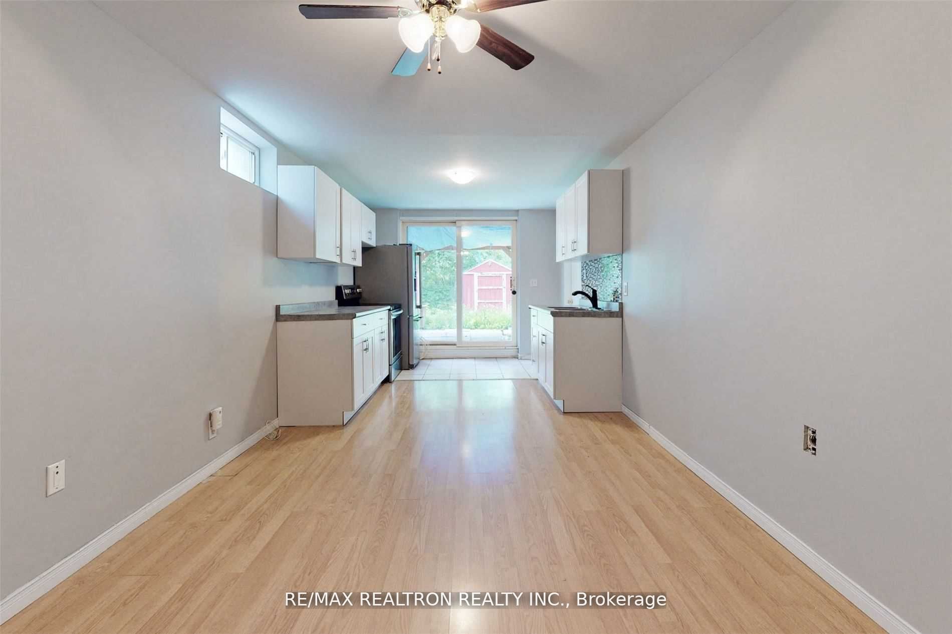 1250 Dartmoor Street #lower Property Photo 6