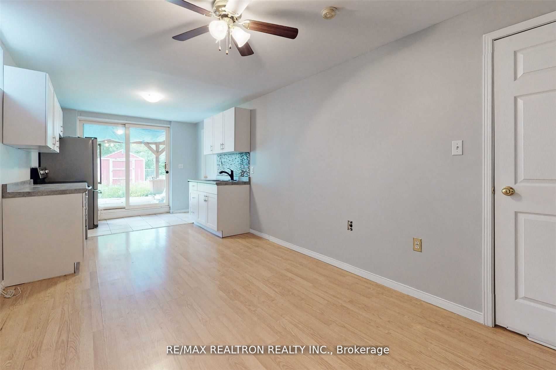 1250 Dartmoor Street #lower Property Photo 15