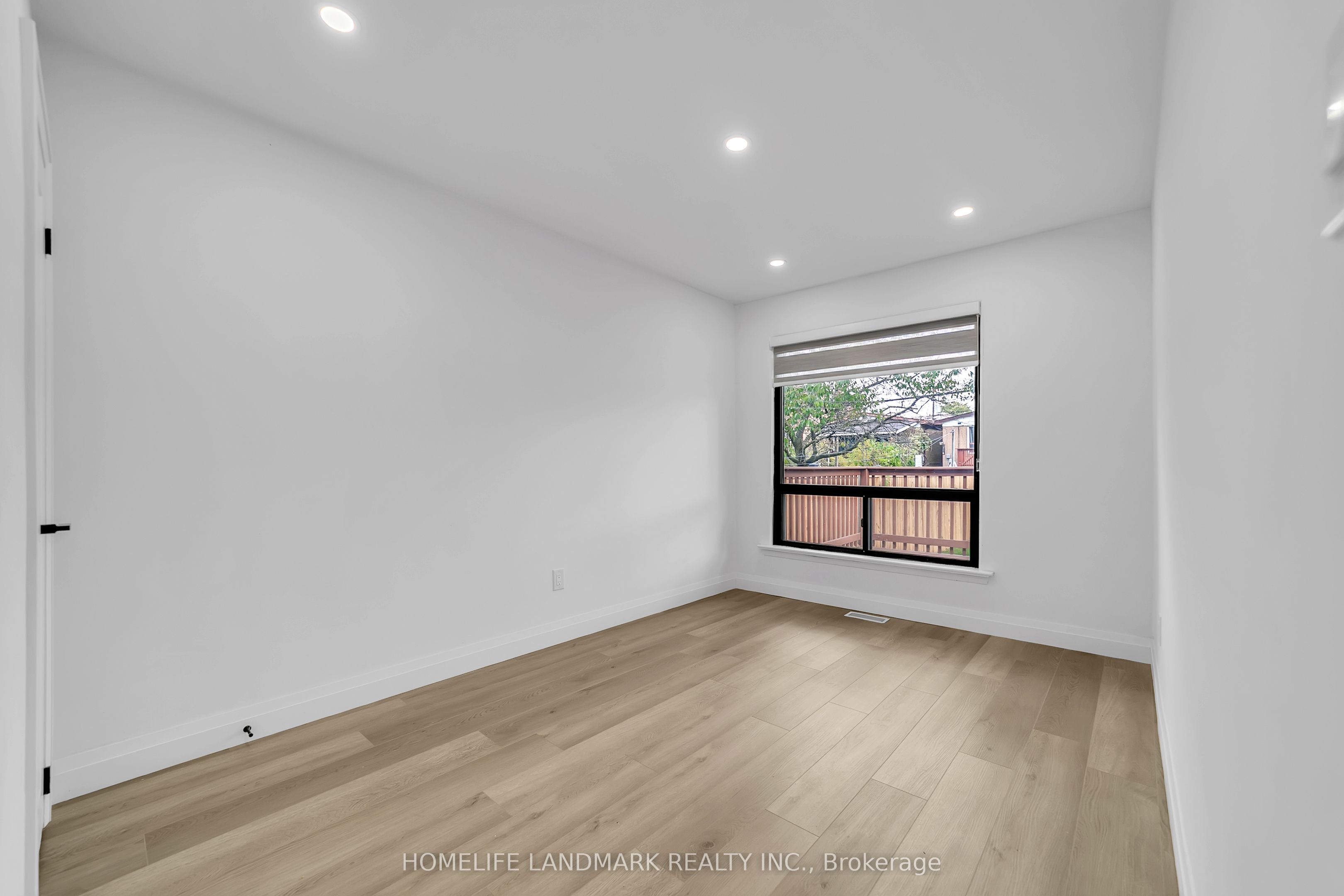 31a (main Floor) Laurel Avenue Property Photo 10