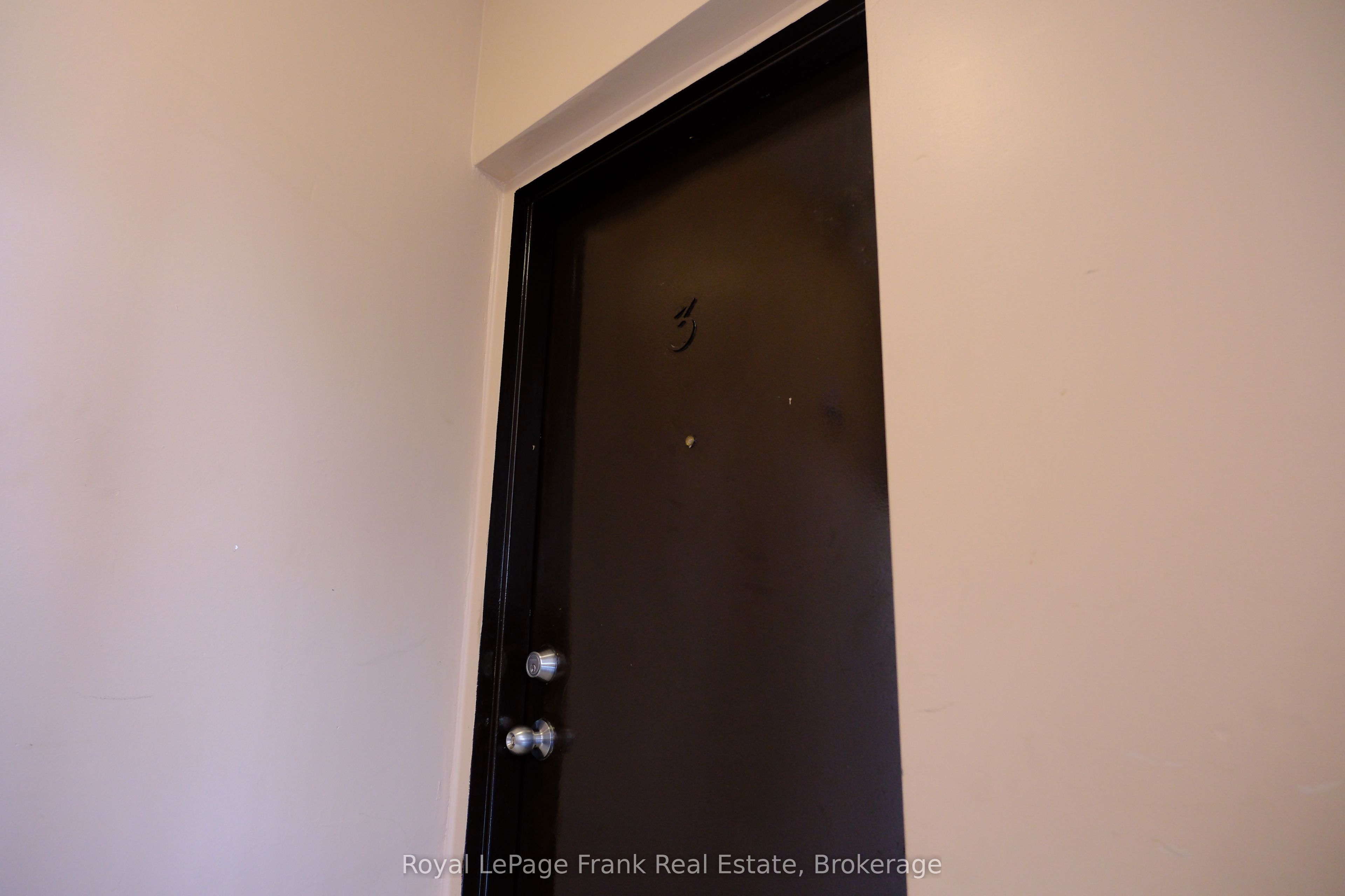 365 Elgin Court 3 Property Photo 3