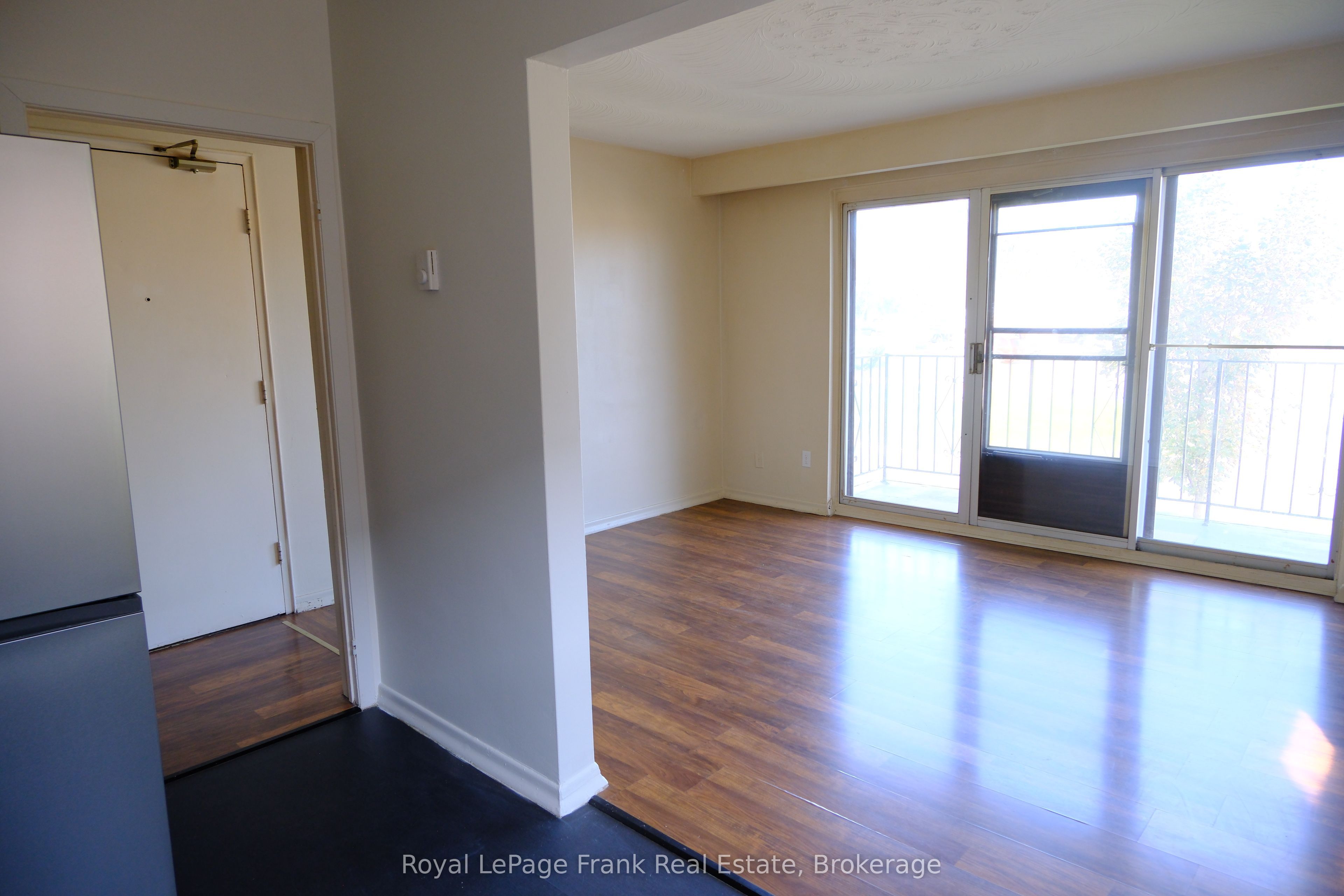 365 Elgin Court 3 Property Photo 7