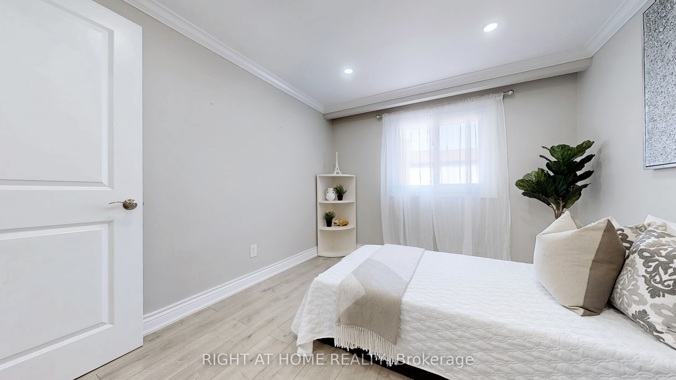 12a Kenmore Avenue Property Photo 21