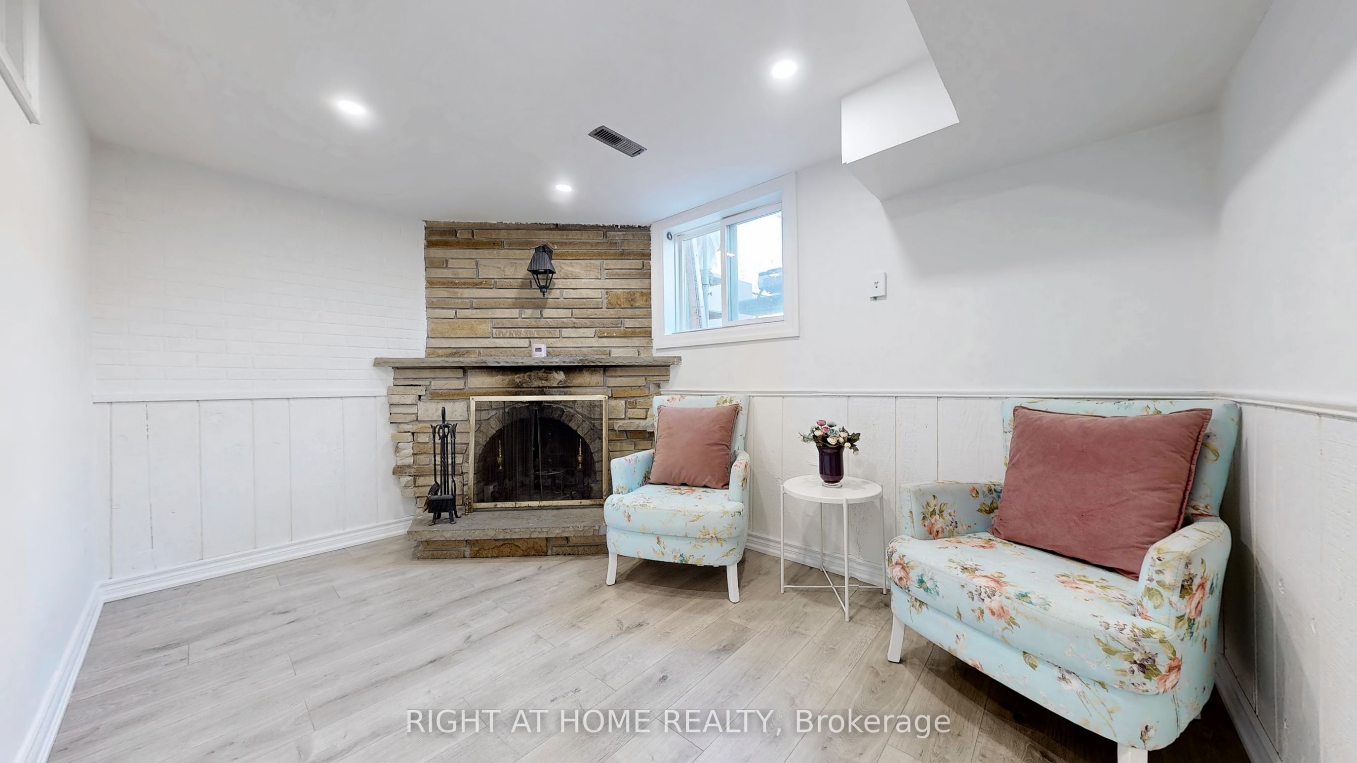 12a Kenmore Avenue Property Photo 29