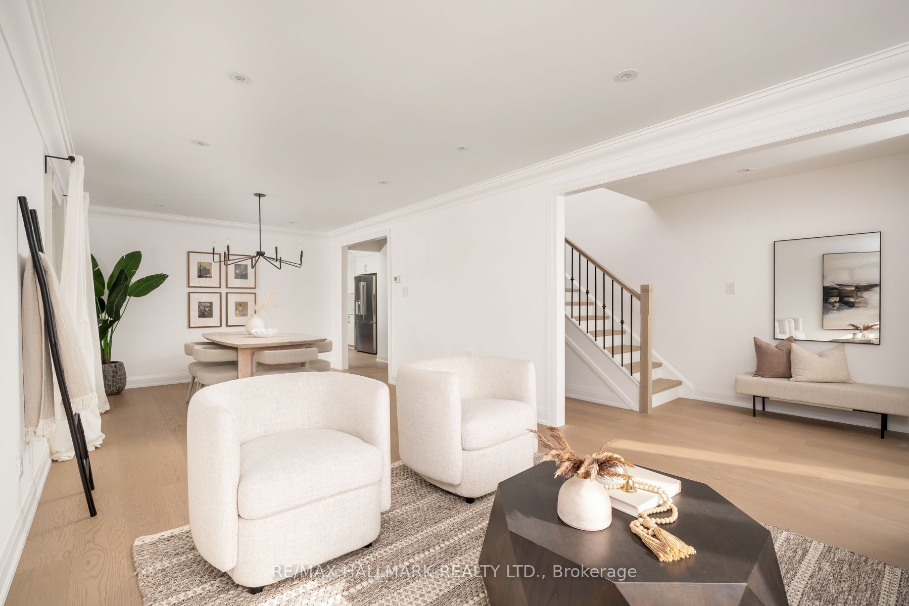 226 A Mortimer Avenue Property Photo 7
