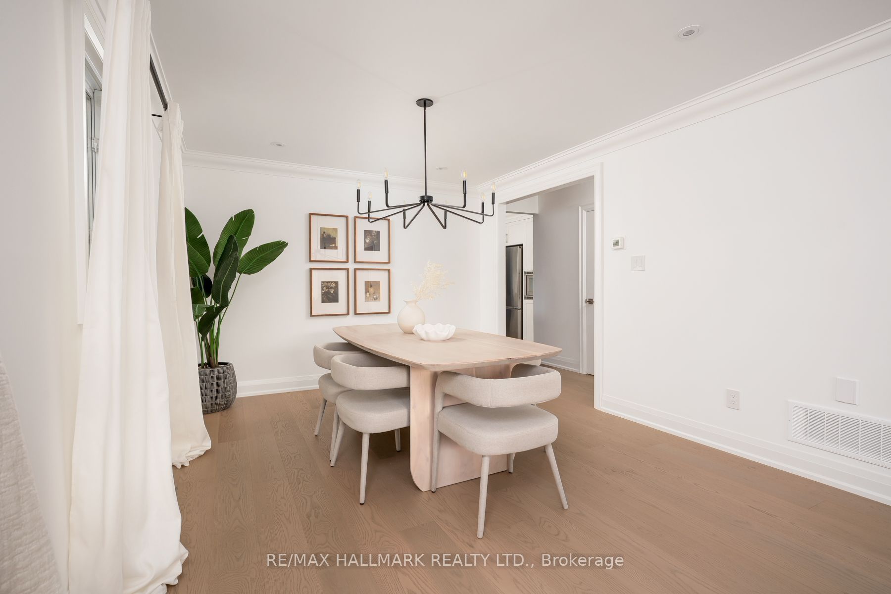 226 A Mortimer Avenue Property Photo 10