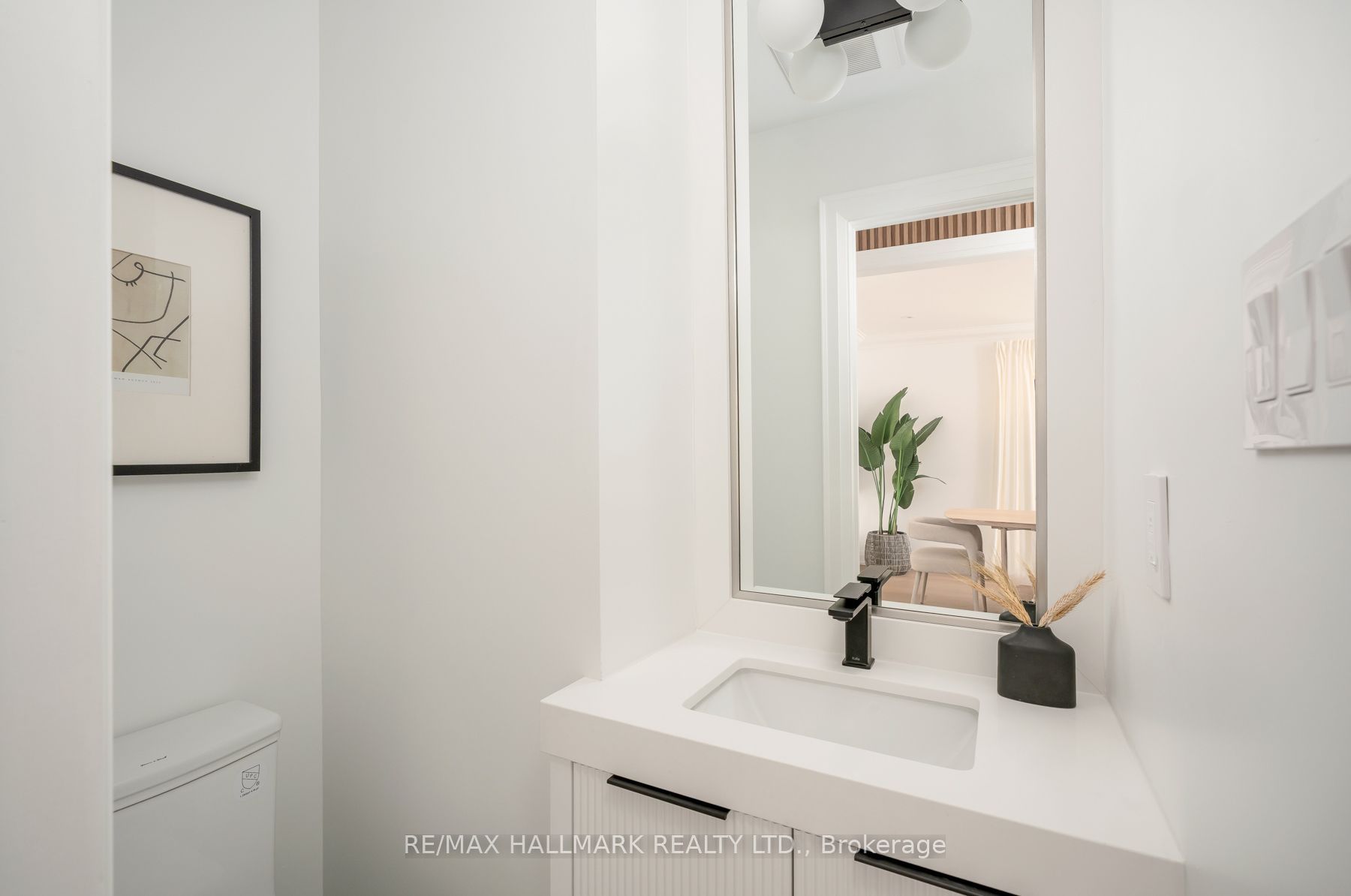 226 A Mortimer Avenue Property Photo 13