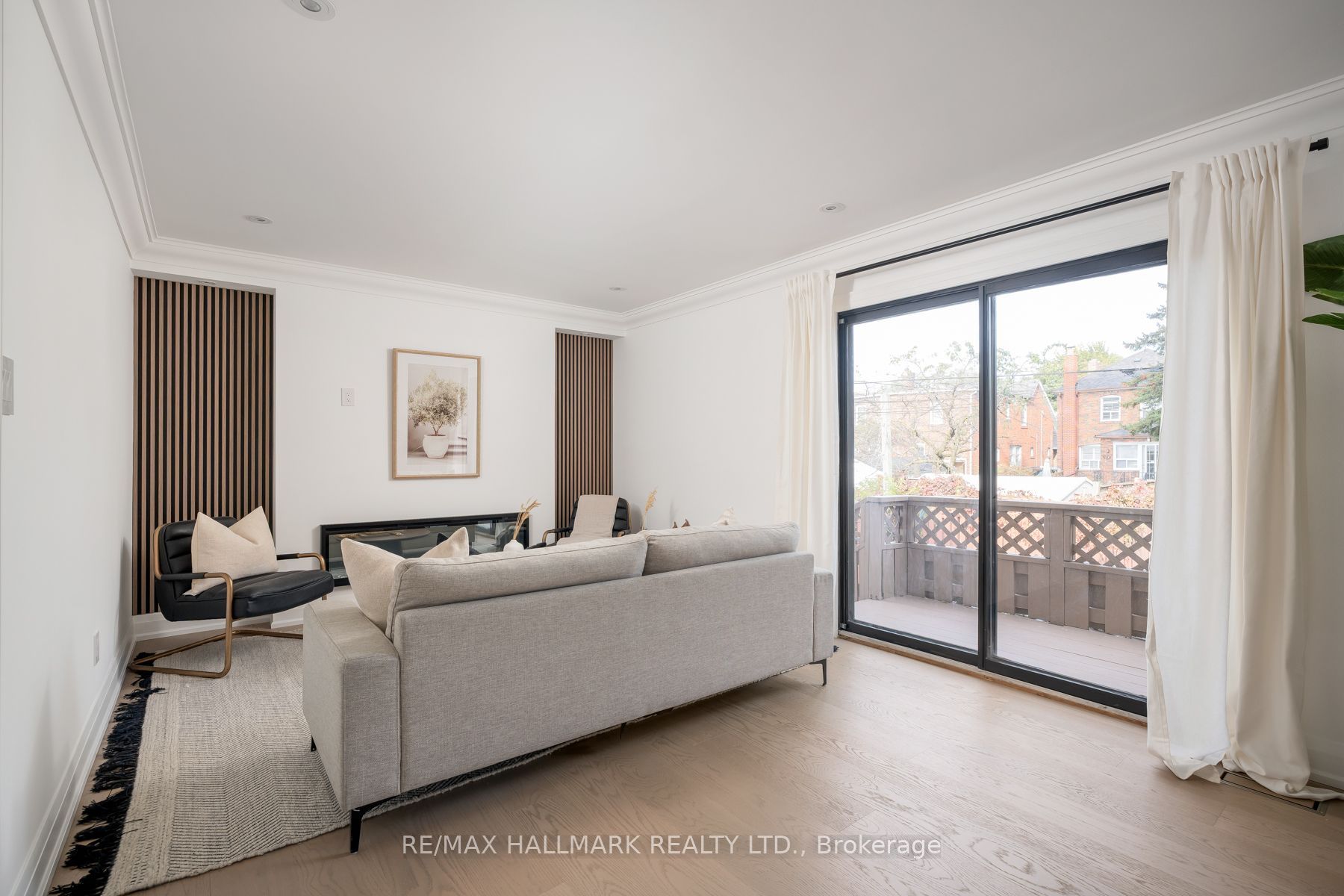 226 A Mortimer Avenue Property Photo 18