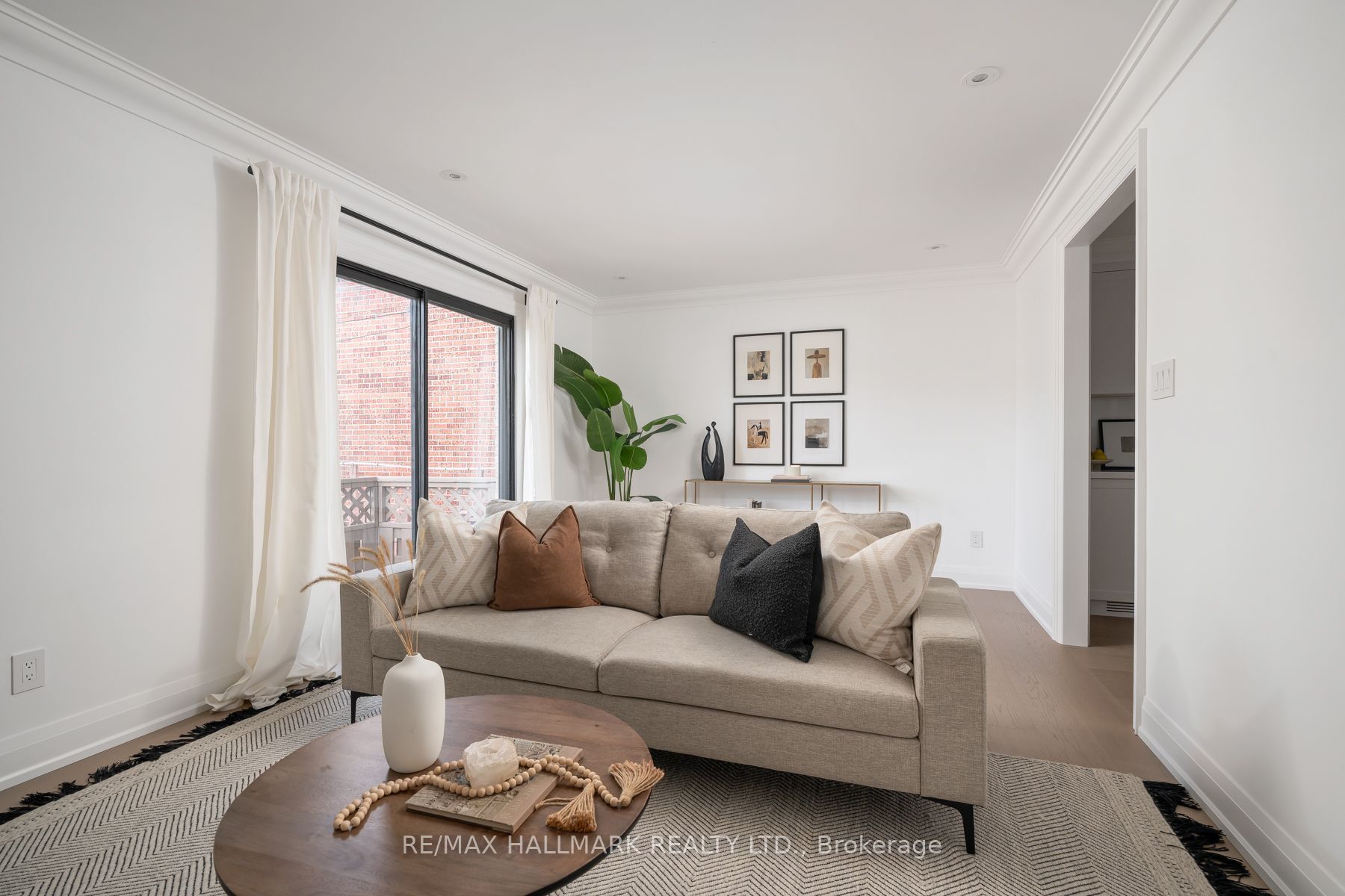 226 A Mortimer Avenue Property Photo 20