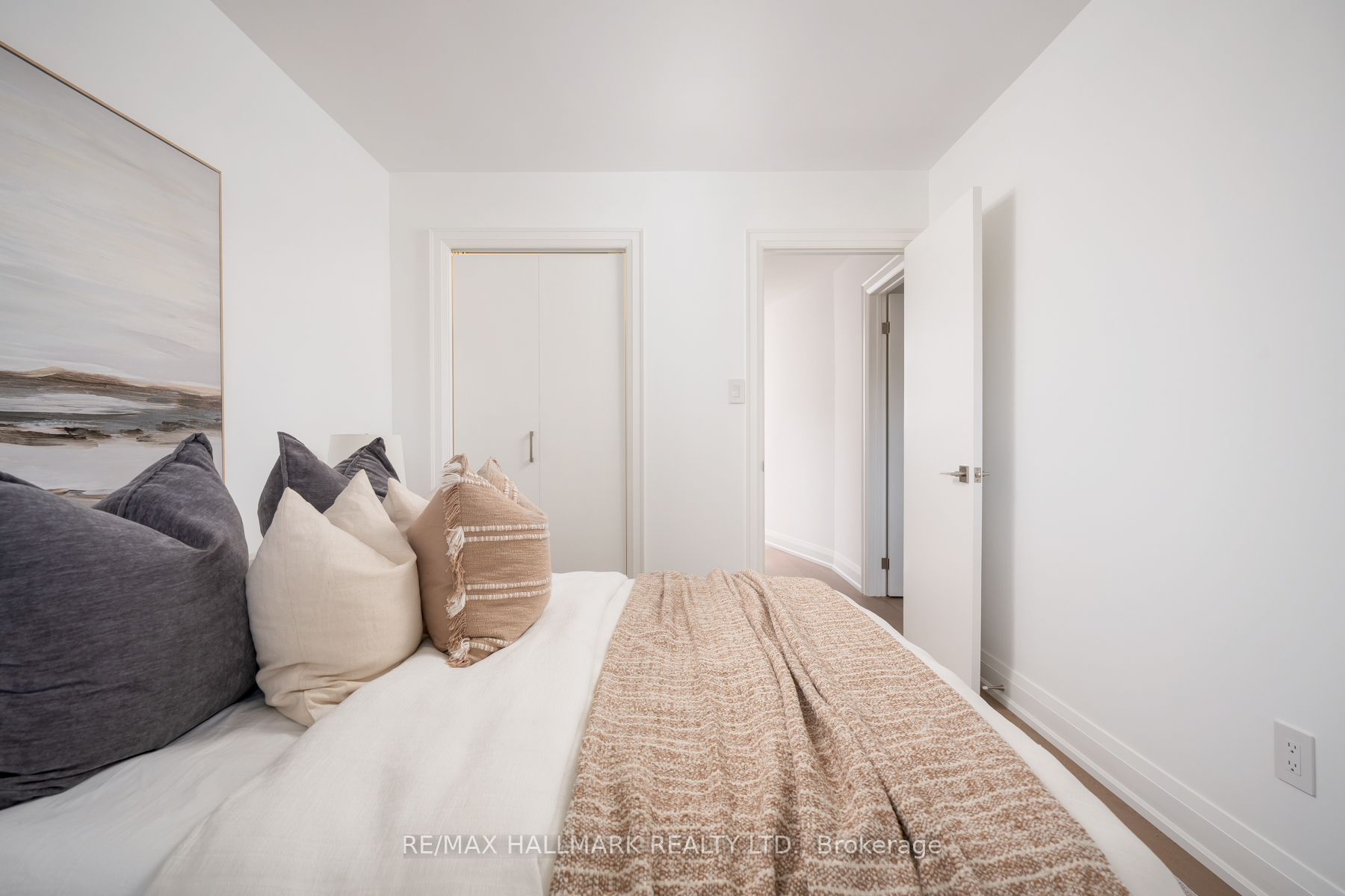 226 A Mortimer Avenue Property Photo 36
