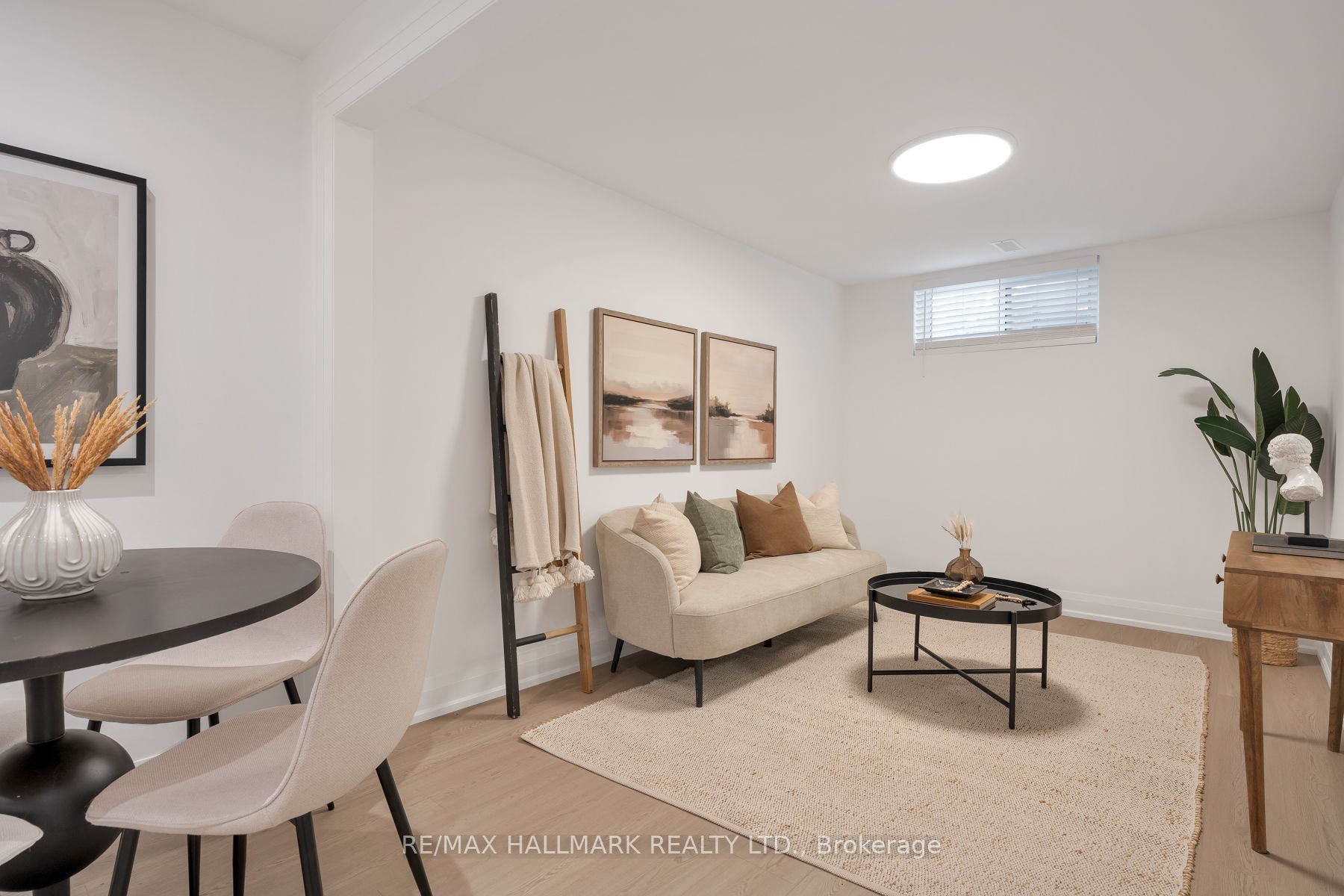 226 A Mortimer Avenue Property Photo 45