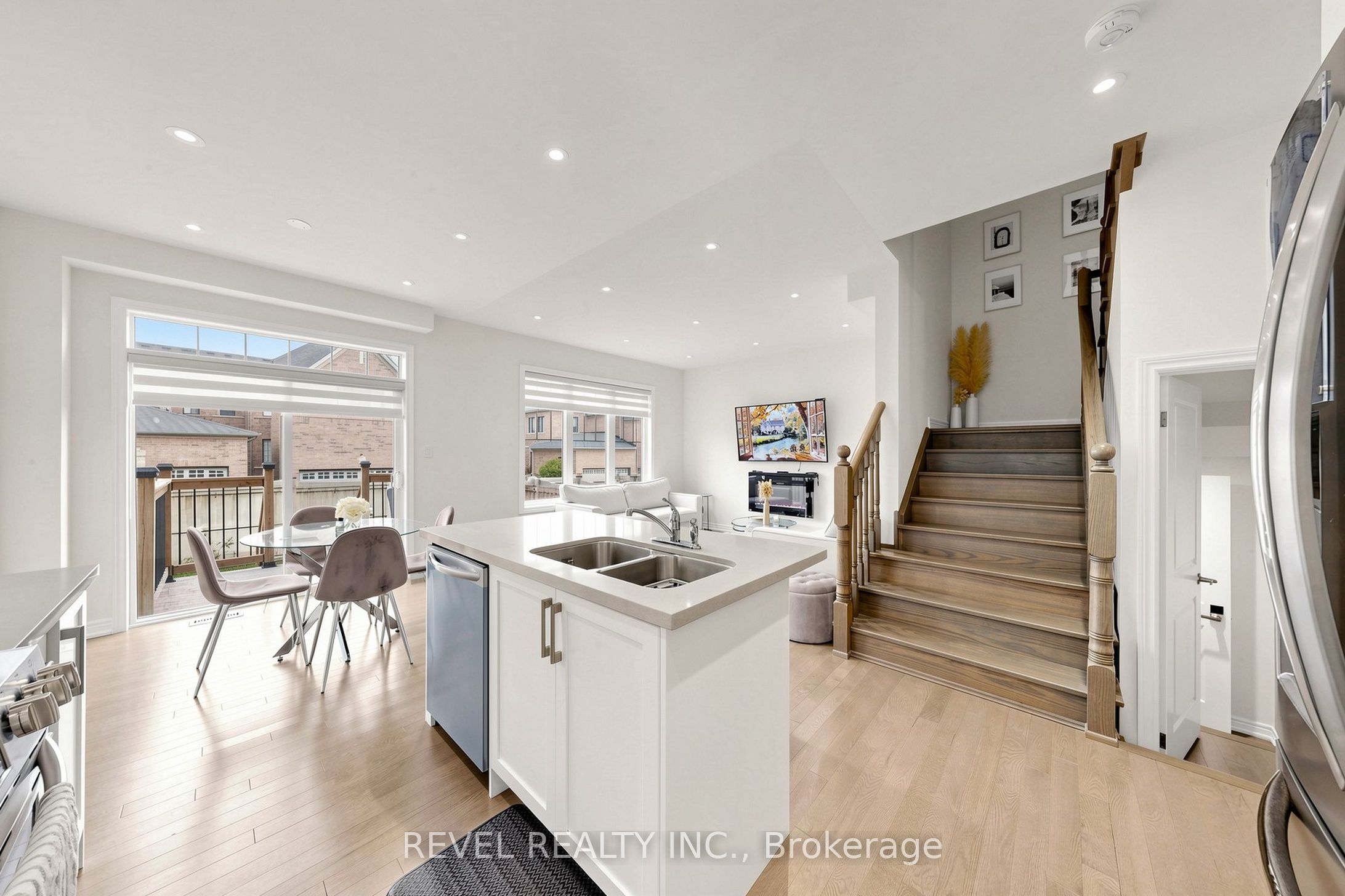 6 Dumaine Street Property Photo 11