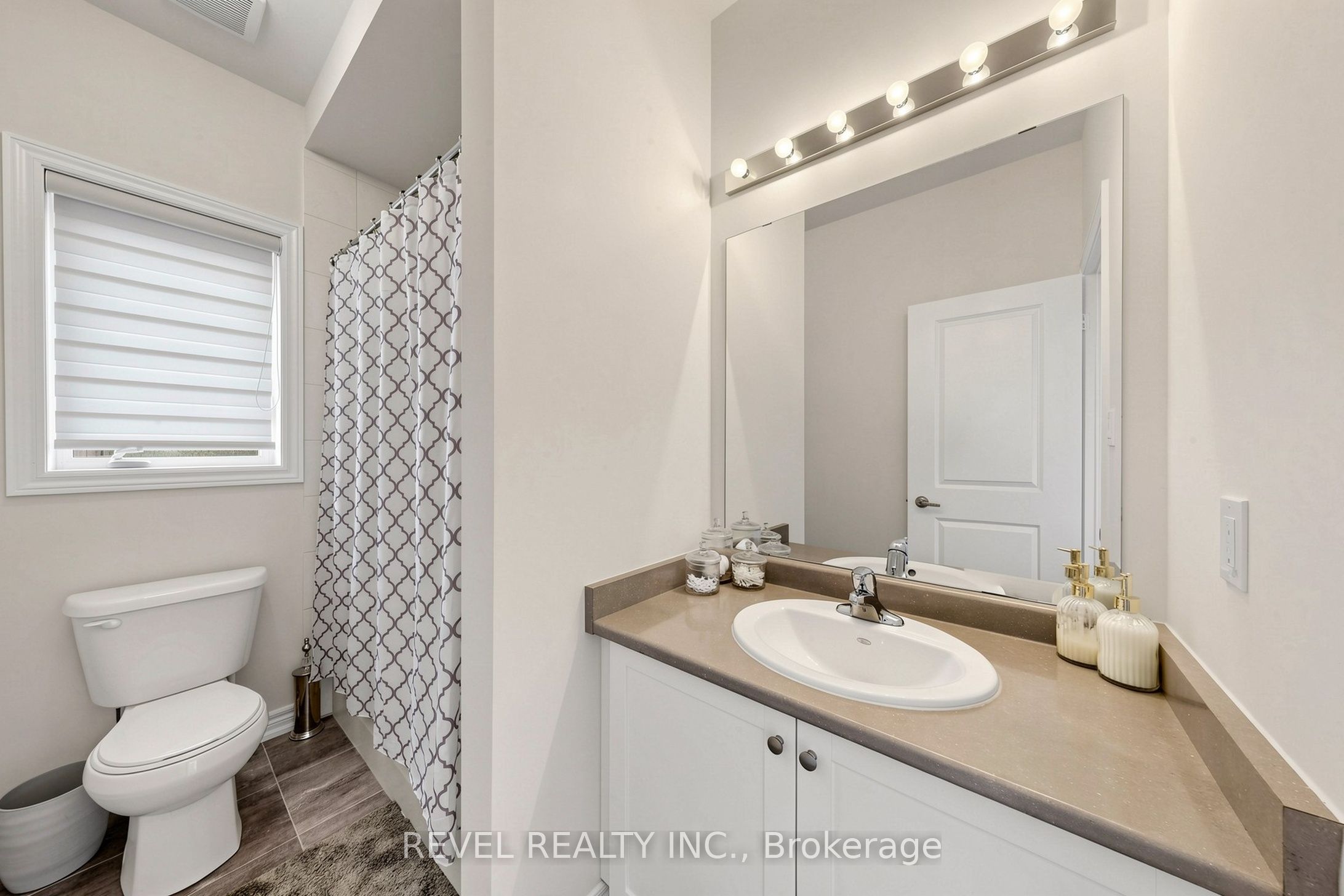 6 Dumaine Street Property Photo 39